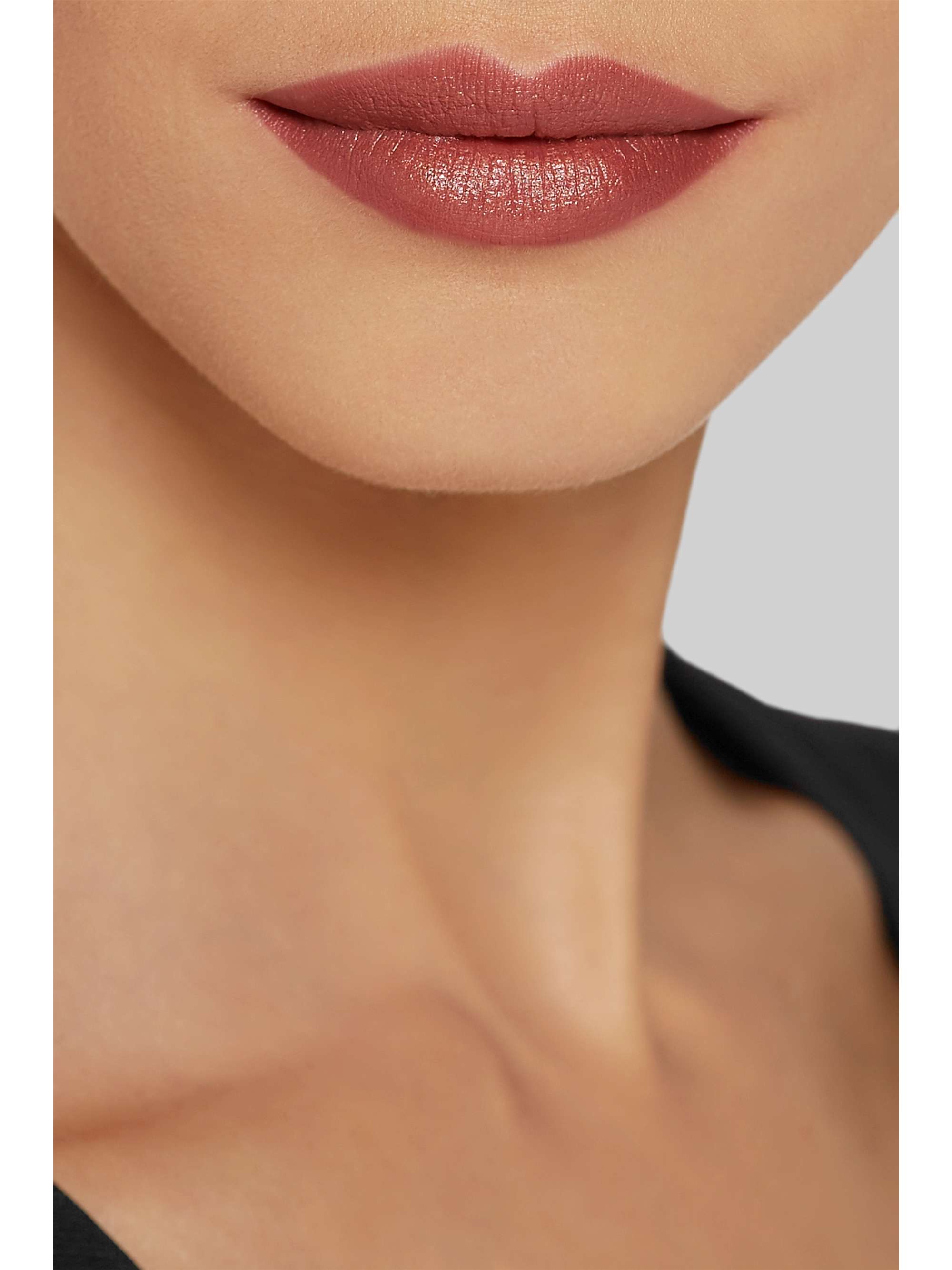 GUCCI BEAUTY Rouge de Beauté Brillant Lipstick - Julie Blush 215