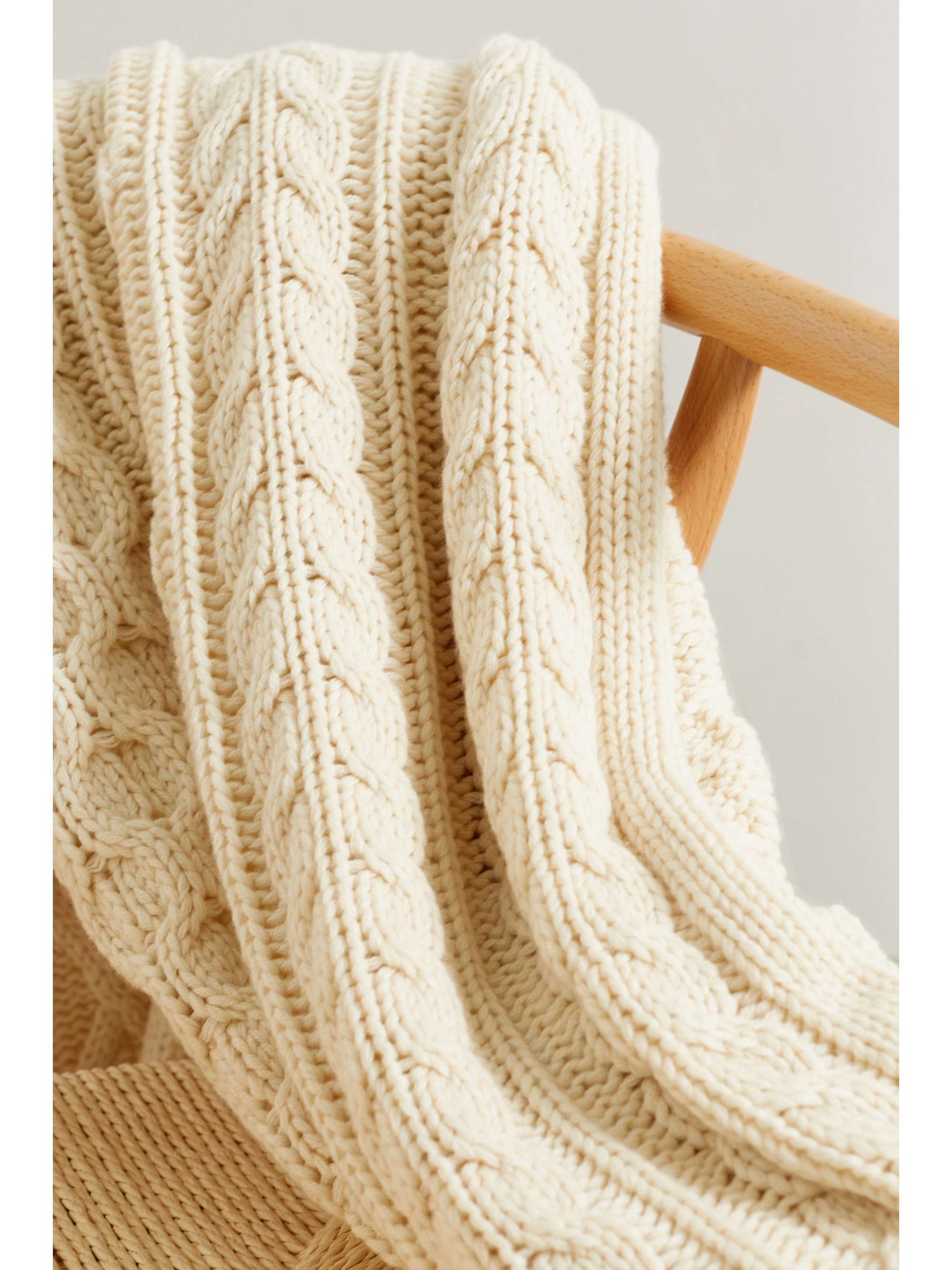 LORO PIANA Cable-knit cashmere blanket