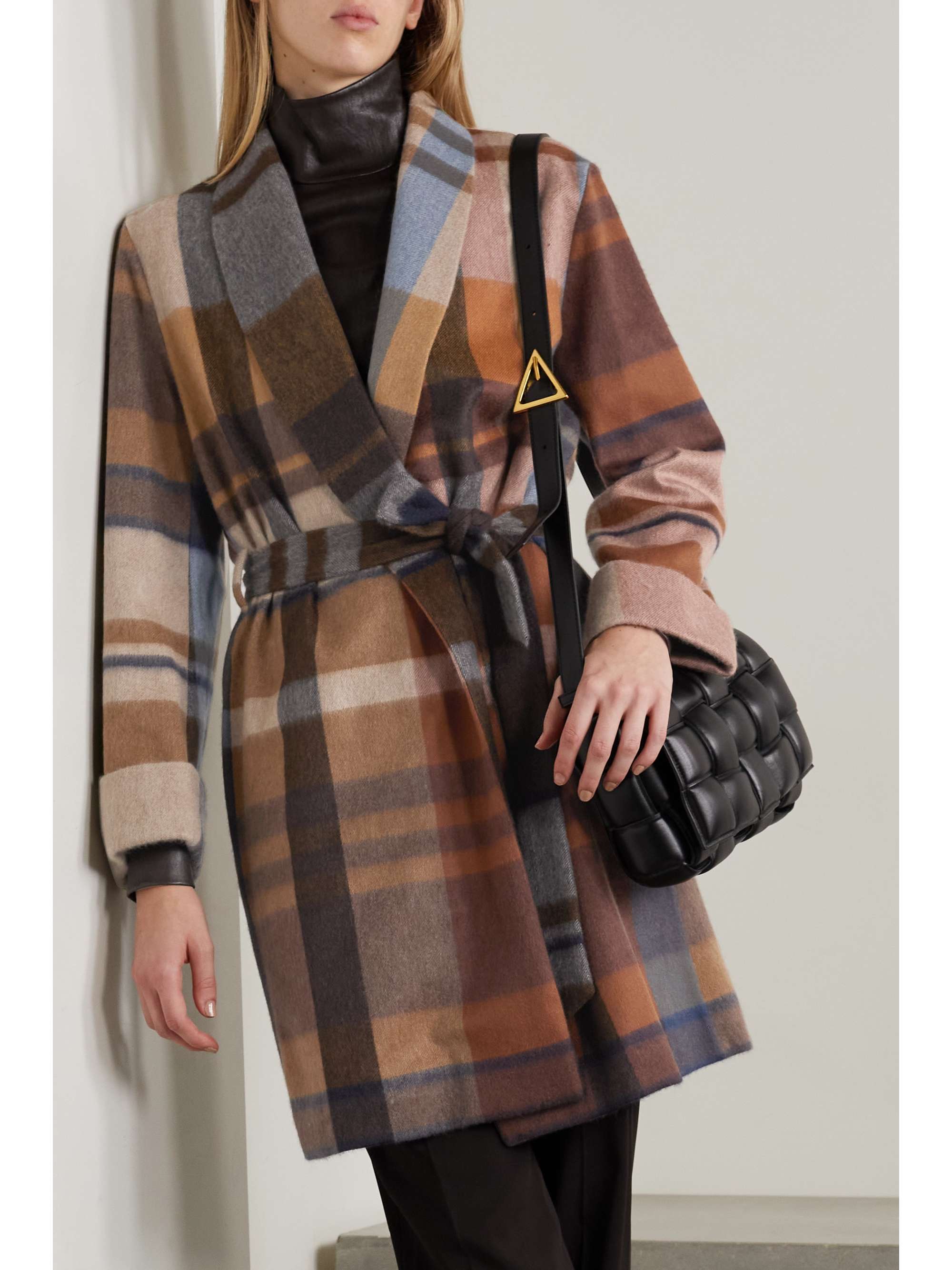 LORO PIANA Karierter Mantel aus Kaschmir mit Bindegürtel