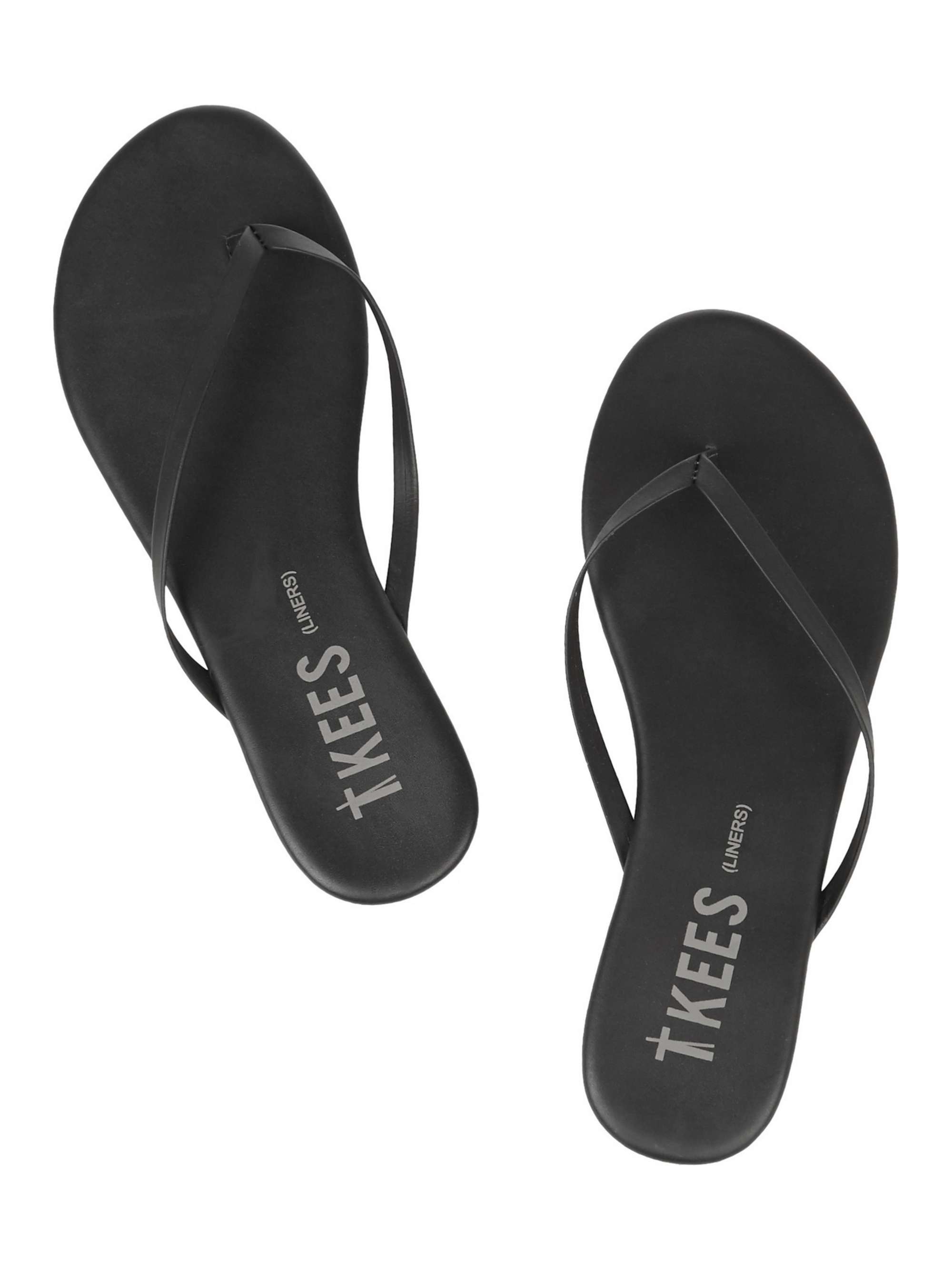tkees black flip flops