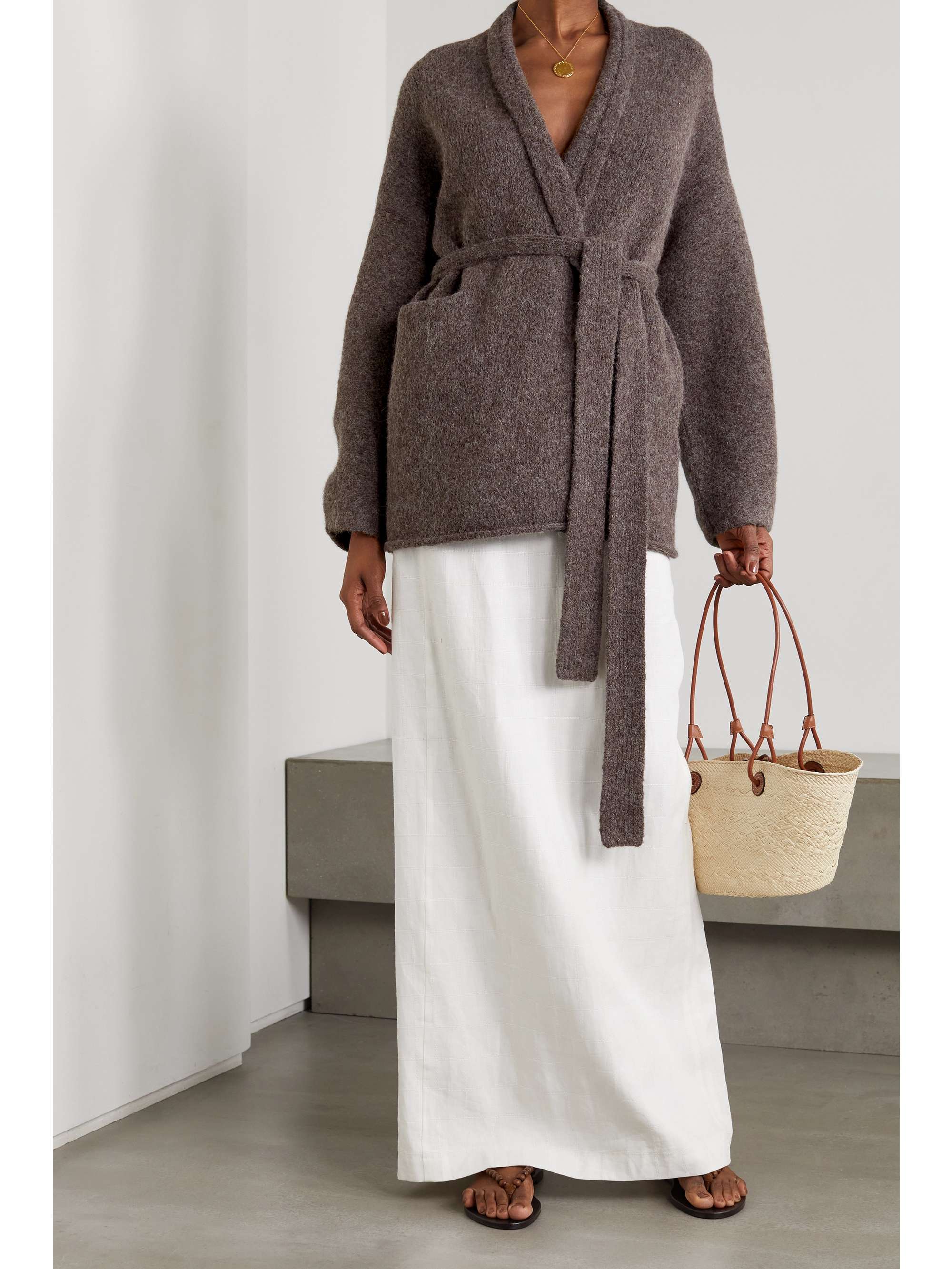 炭灰色coto 配腰带羊驼毛混纺开襟衫 Net A Porter Lauren Manoogian Net A Porter