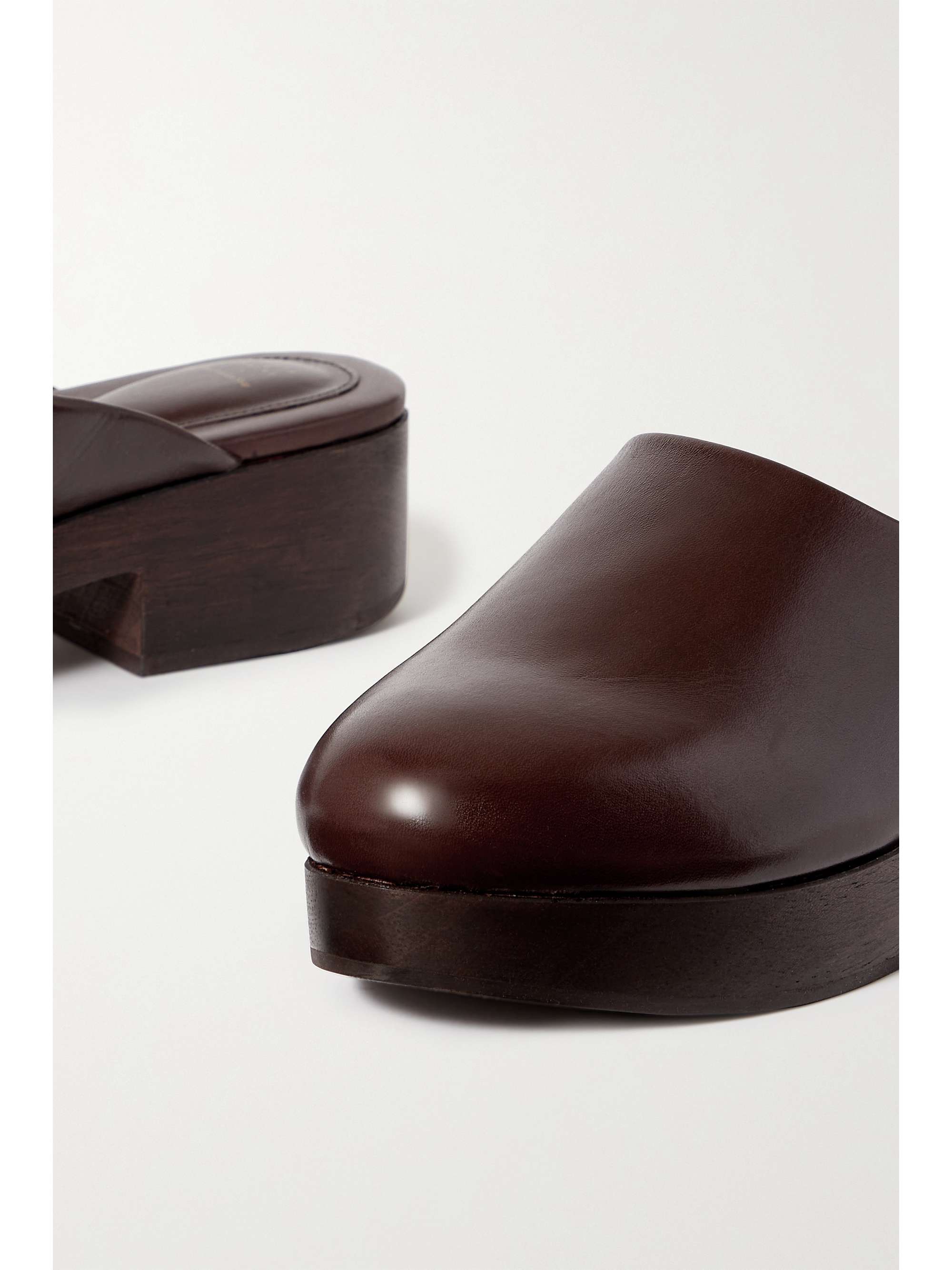 PORTE & PAIRE + Frankie Shop leather clogs