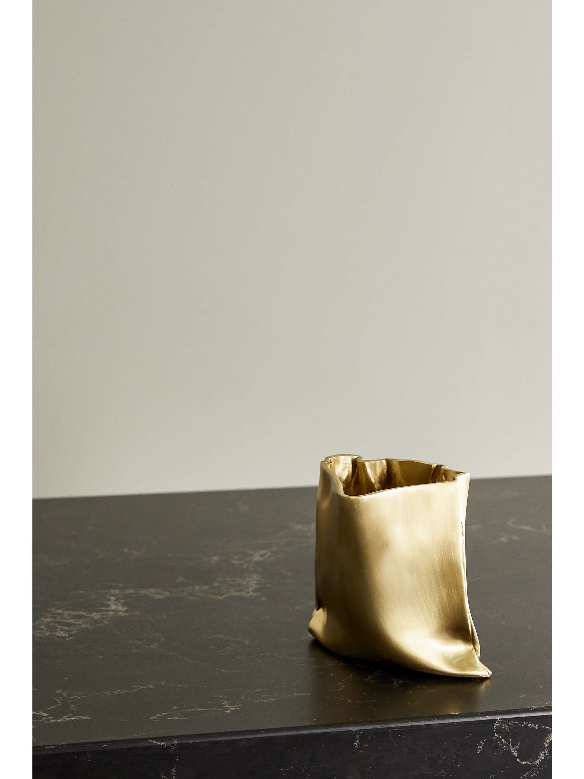 COMPLETEDWORKS Small gold-tone vessel