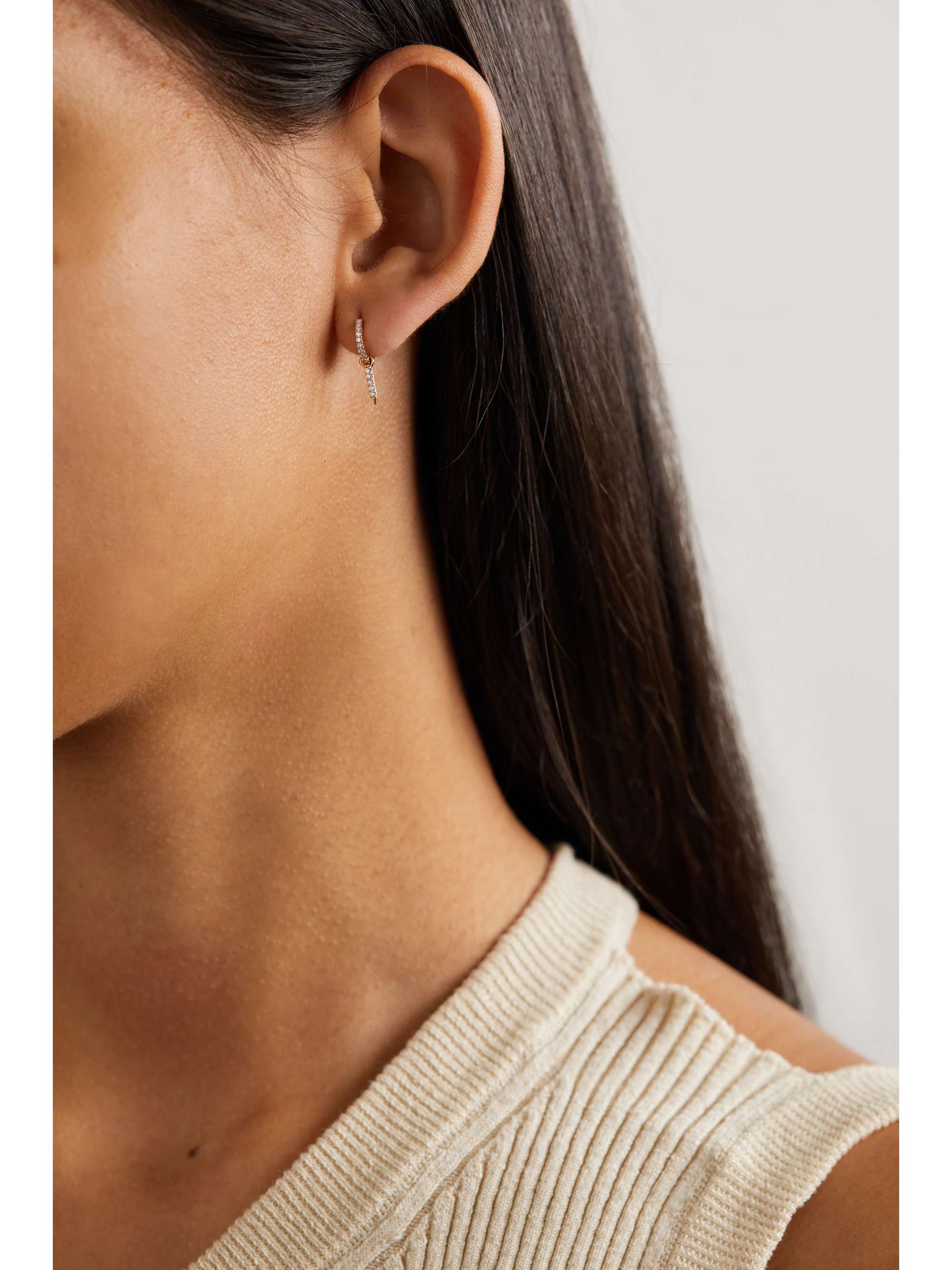MARIA TASH Eternity Bar 6.5mm 18-karat gold, diamond and sapphire single hoop earring