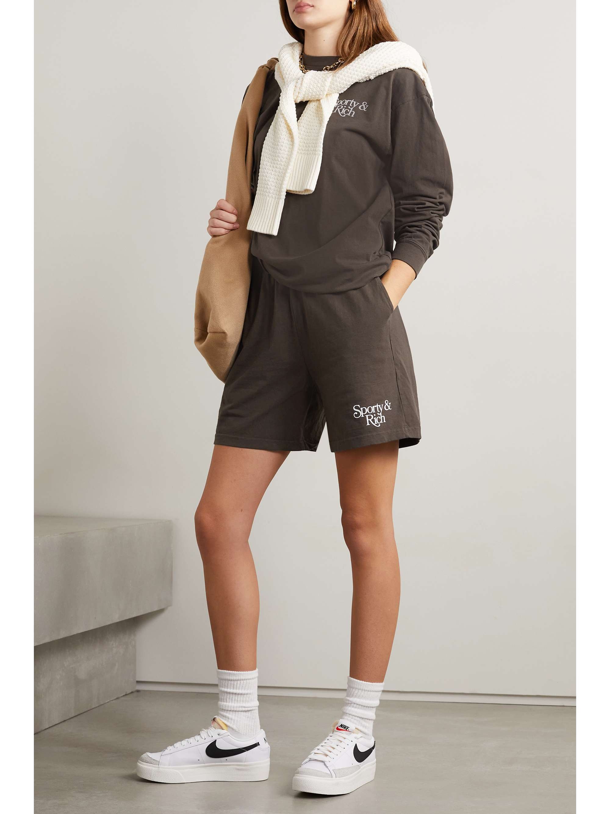 Quần short 'Bardot' của Sporty & Rich