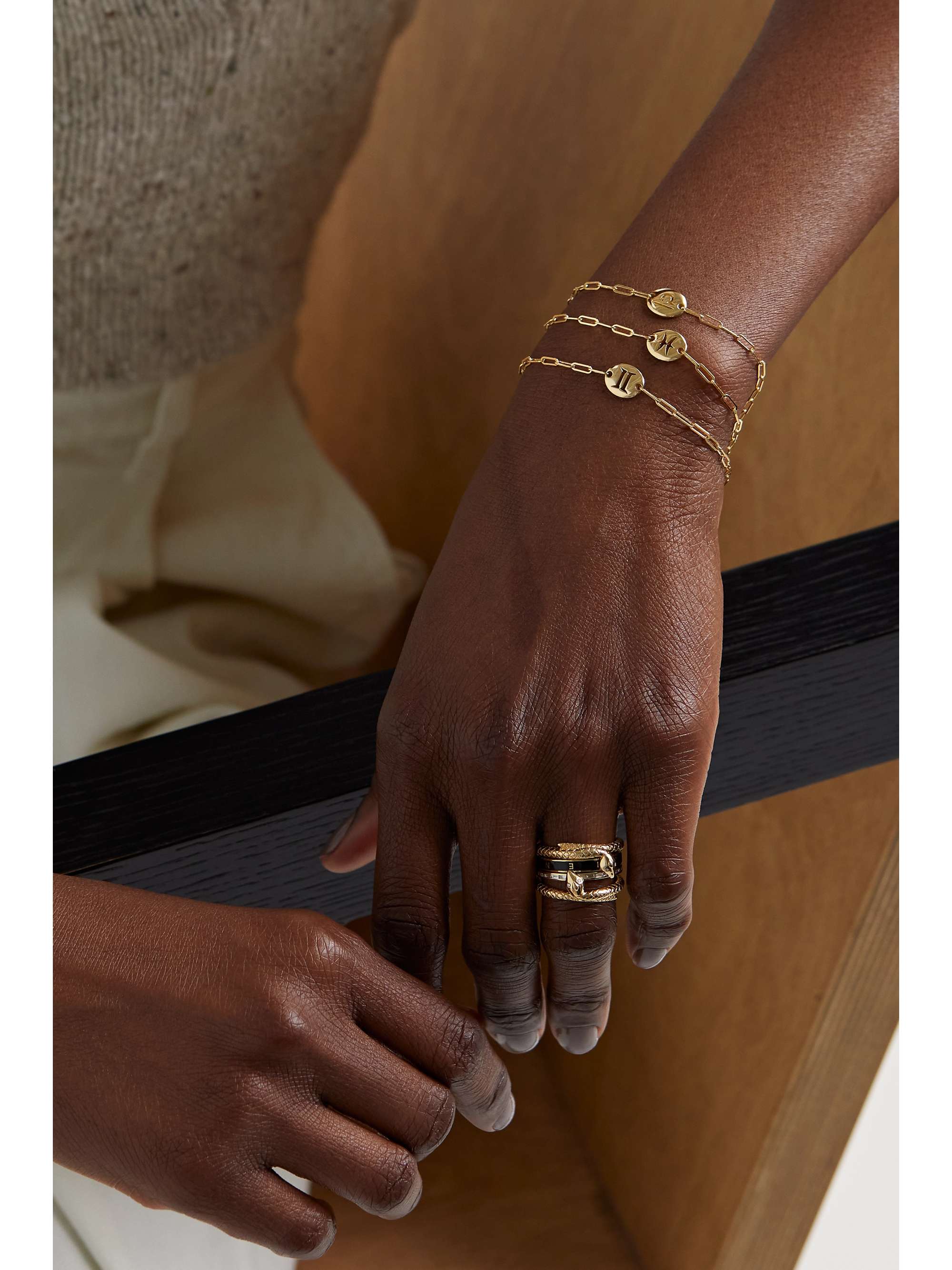 FOUNDRAE Zodiac 18-karat gold bracelet