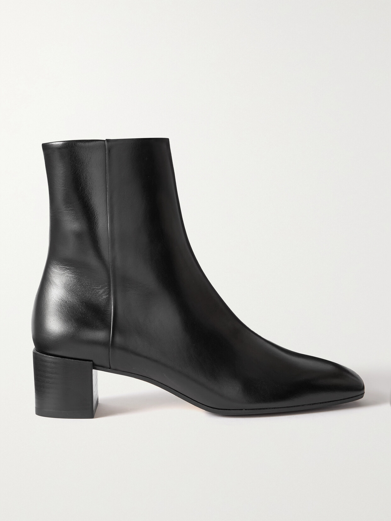 Aeyde Linn Leather Ankle Boots In Black