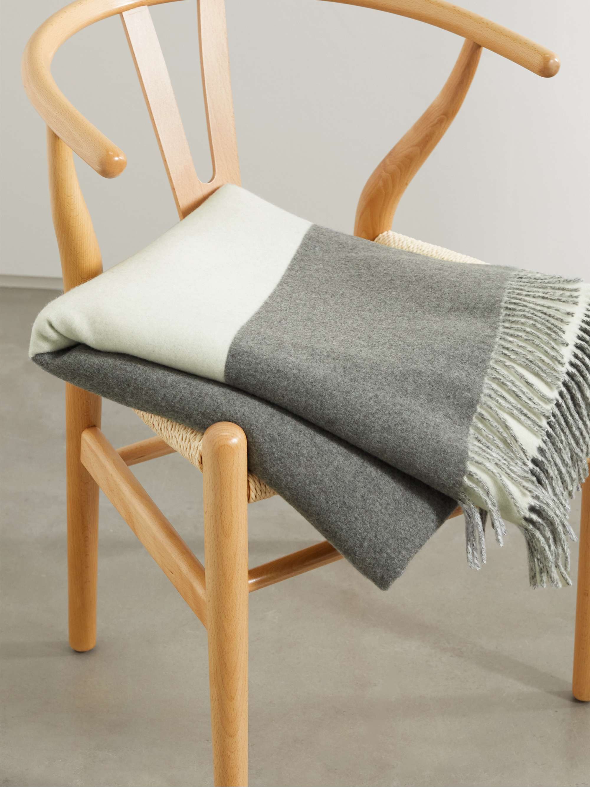 BRUNELLO CUCINELLI Plaid en cachemire à franges