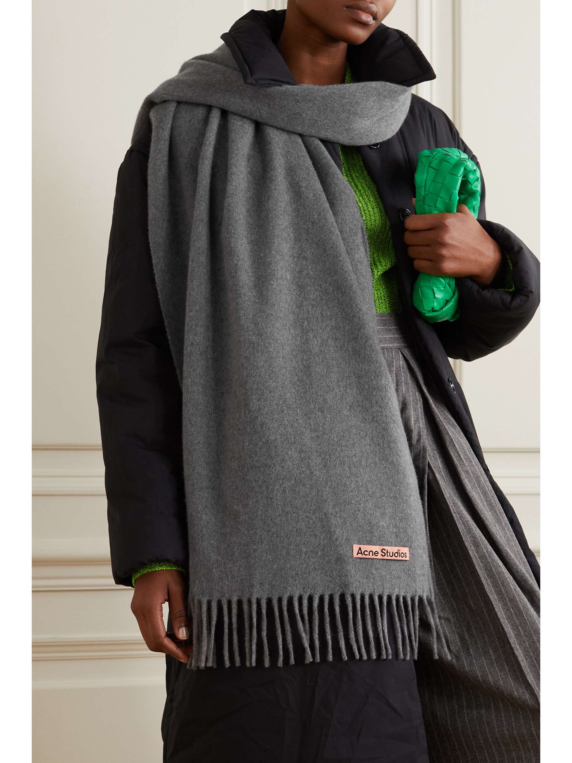 ACNE STUDIOS Canada Cash Narrow fringed cashmere scarf