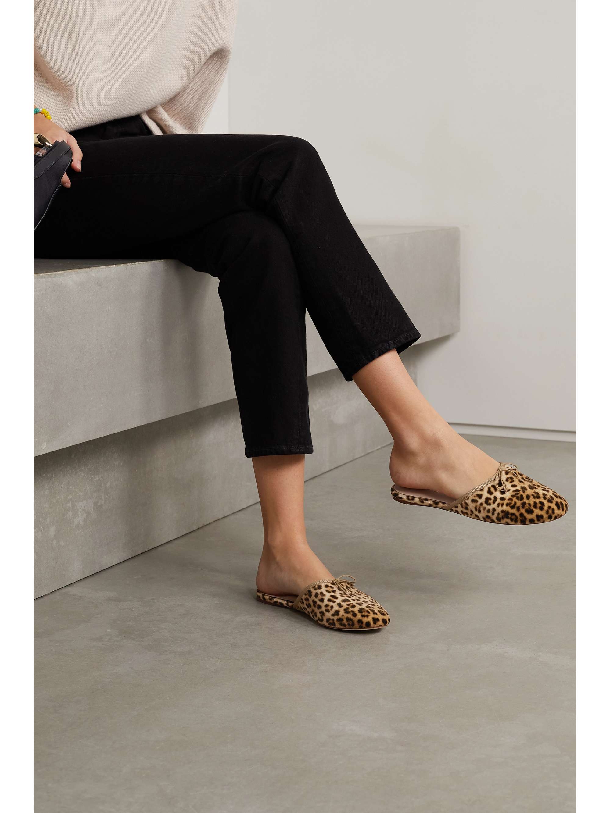 LOEFFLER RANDALL Paola 蝴蝶结饰豹纹天鹅绒穆勒鞋