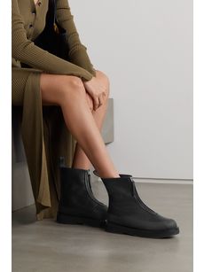 neous malmok boots