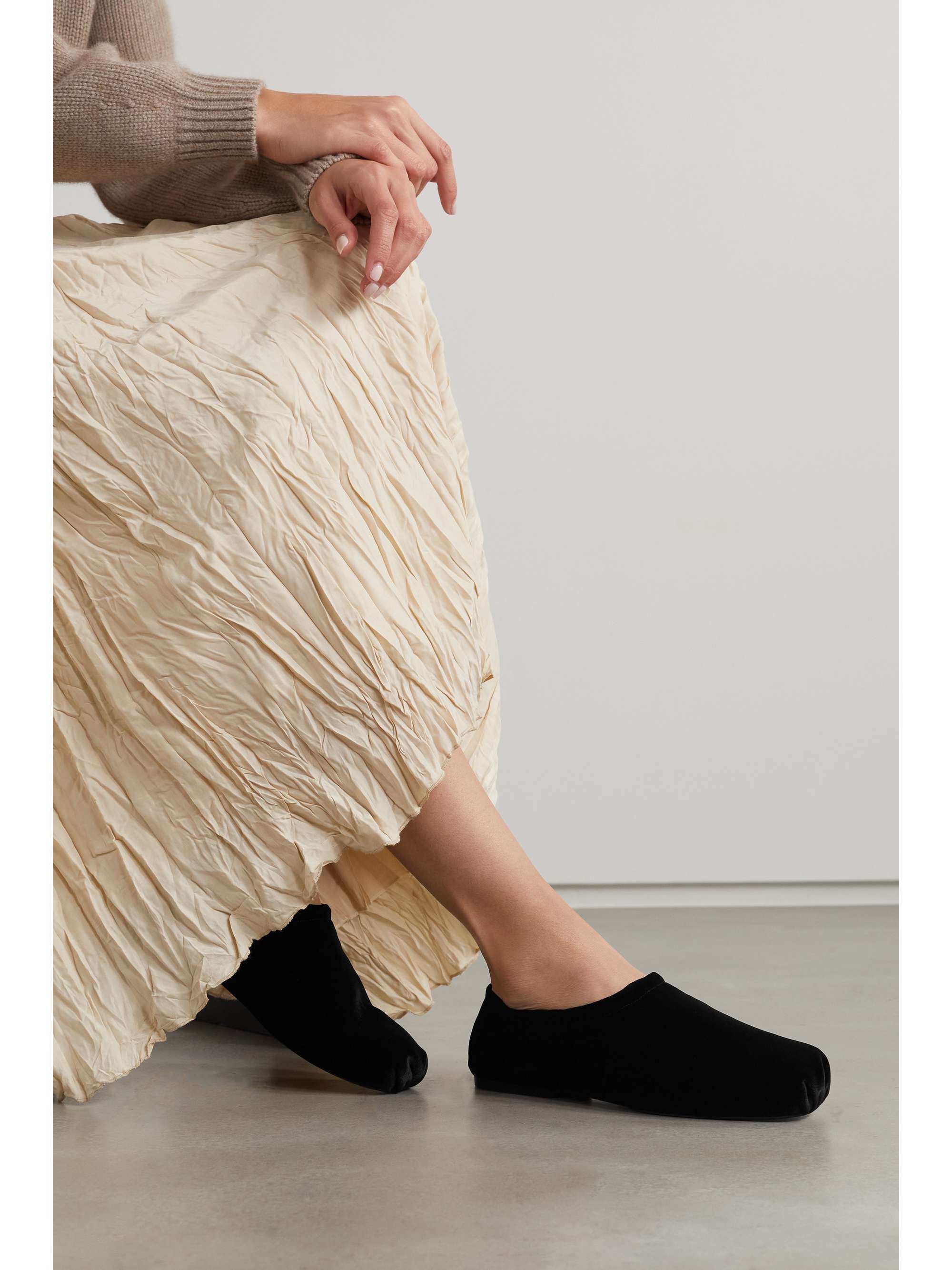 KHAITE Logan velvet ballet flats