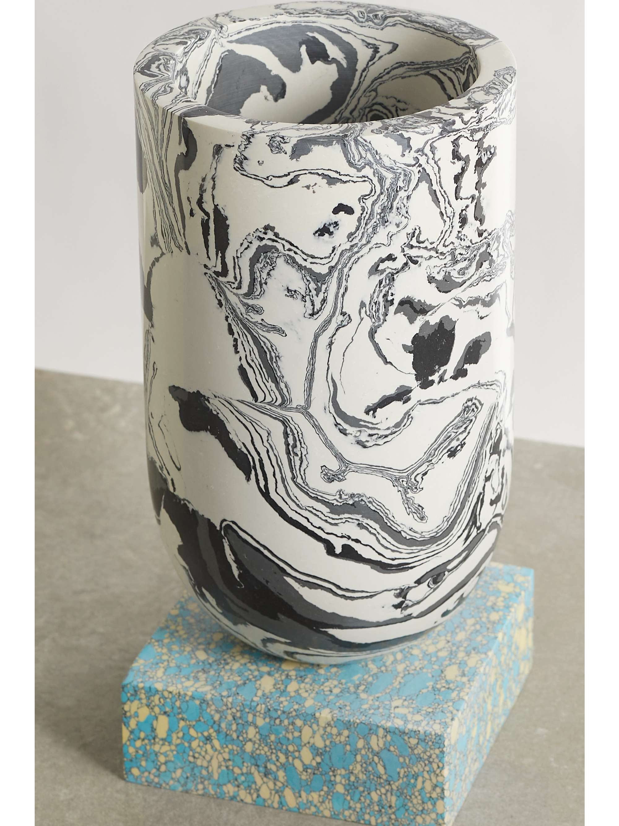 TOM DIXON Swirl medium recycled marble vase
