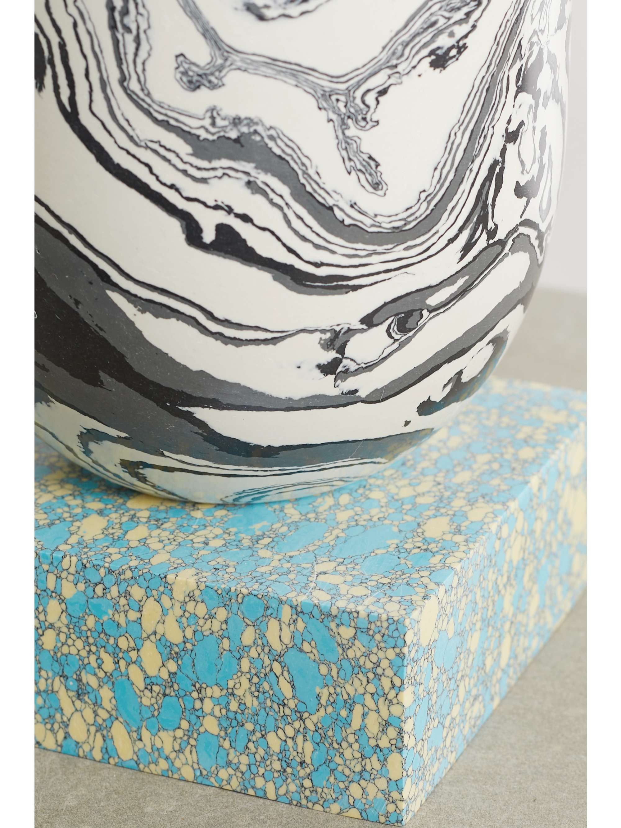 TOM DIXON Swirl medium recycled marble vase