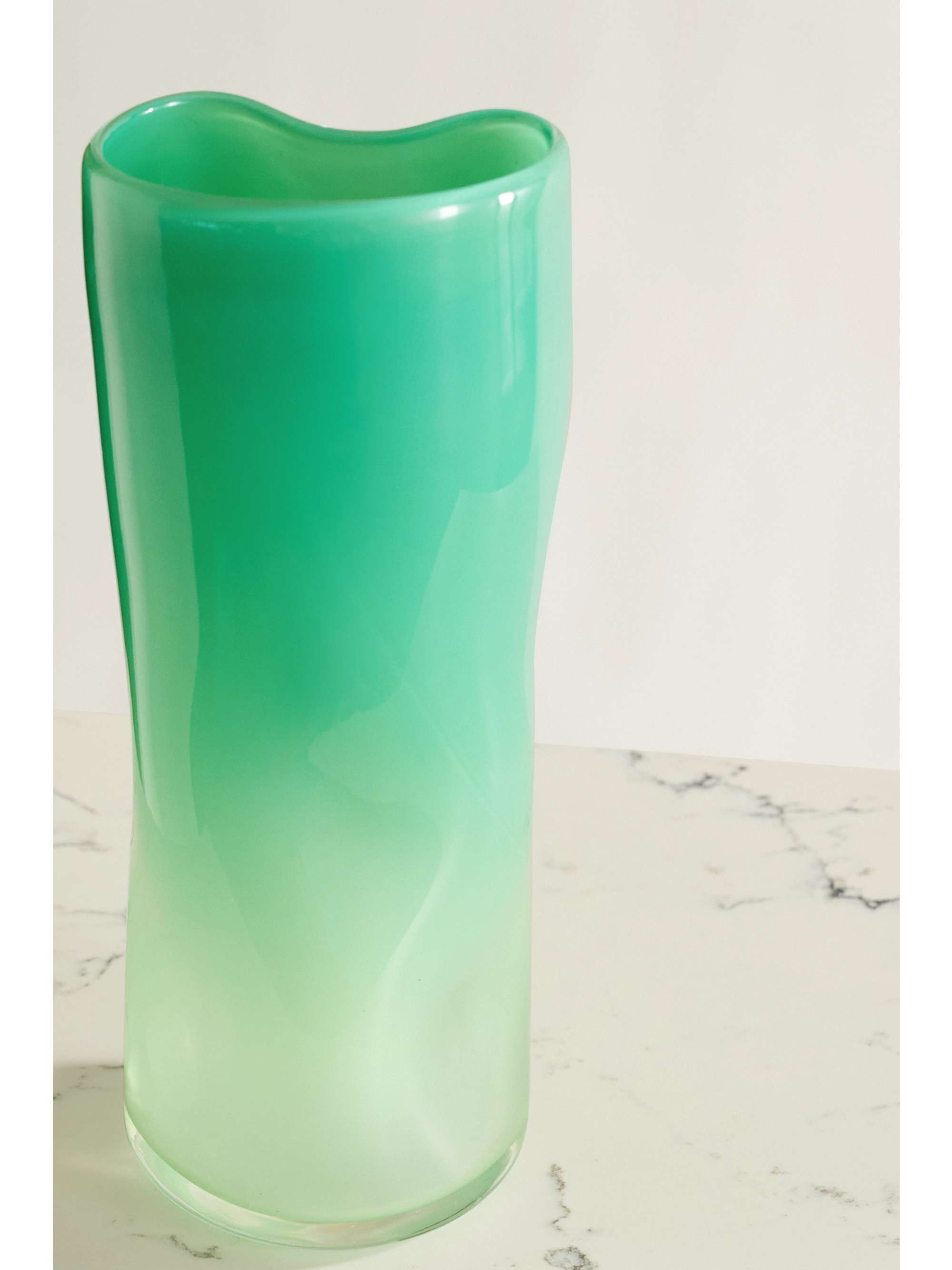 VANDEROHE CURIO + NET SUSTAIN small dégradé glass vase