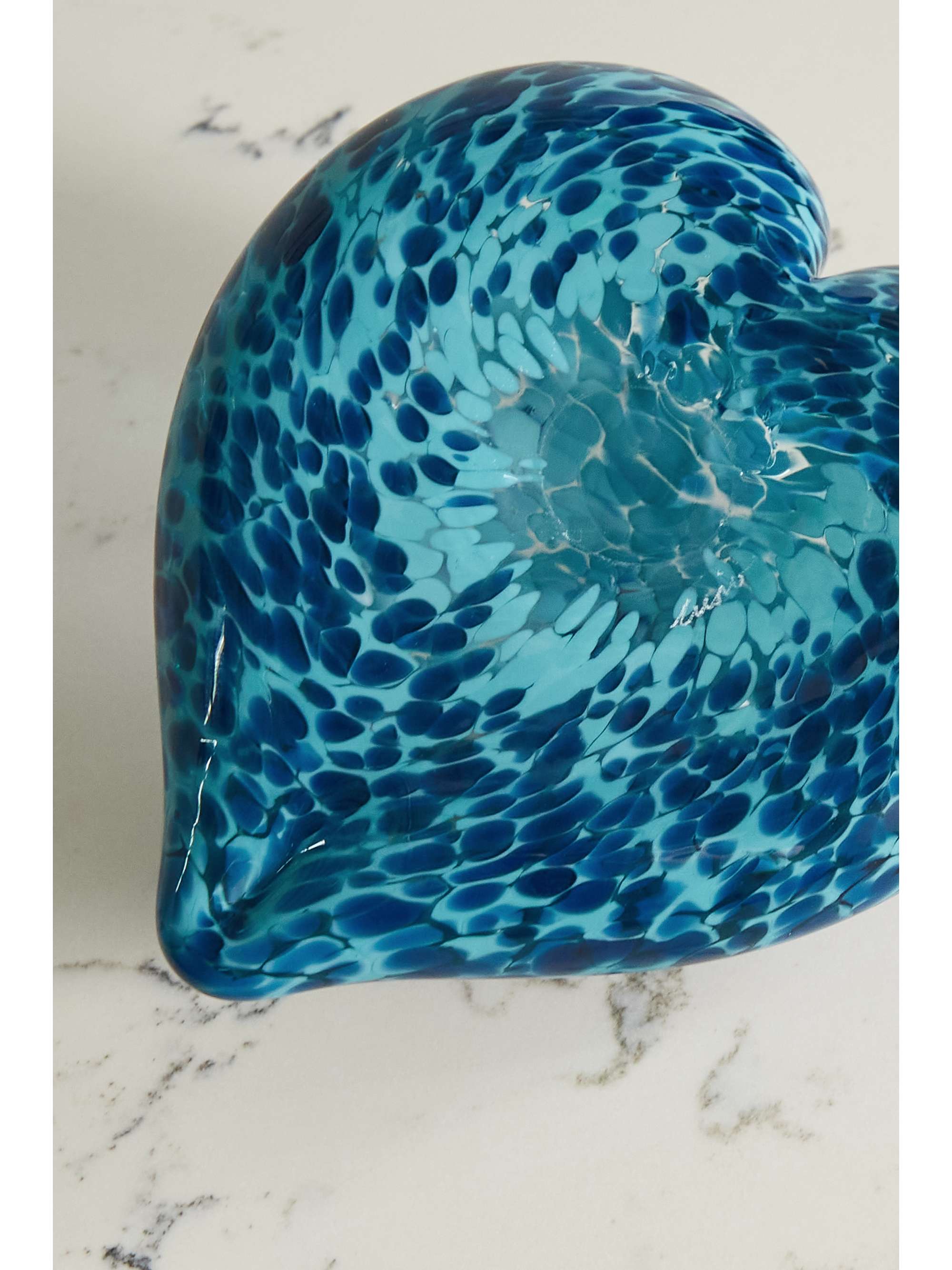 VANDEROHE CURIO + NET SUSTAIN Heart glass ornament