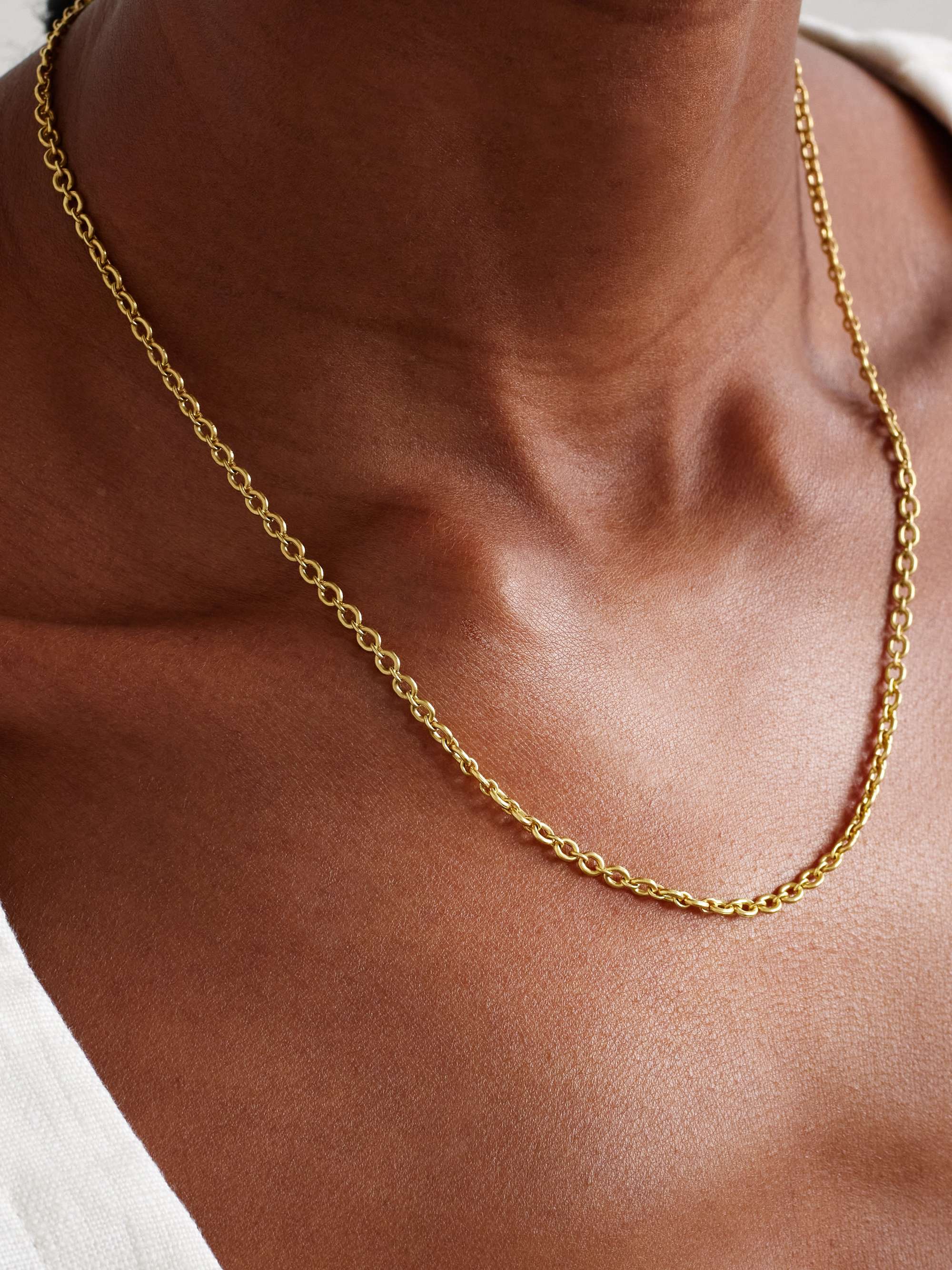 IRENE NEUWIRTH Classic 18-karat gold necklace