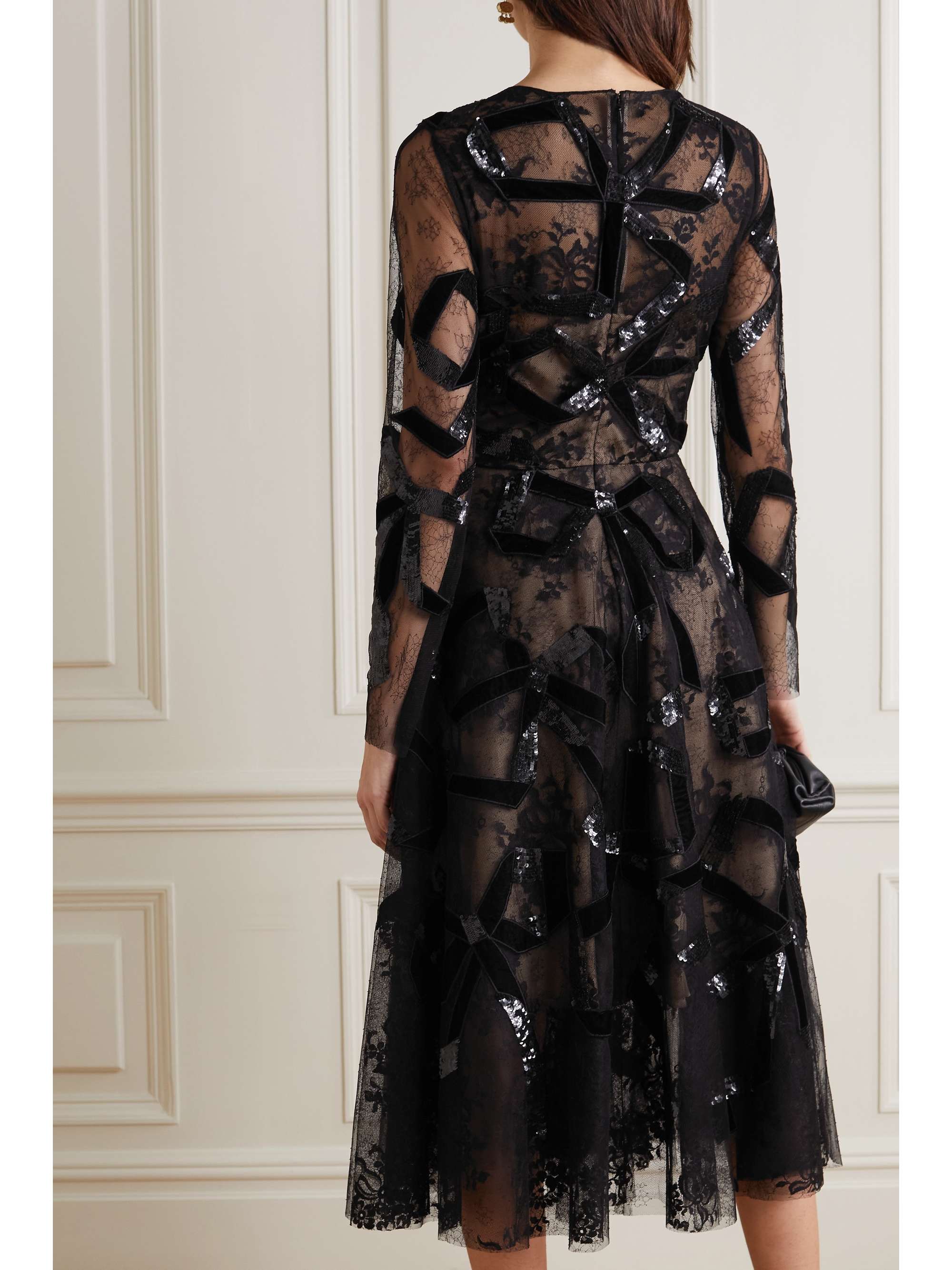 OSCAR DE LA RENTA Sequin-embellished lace gown