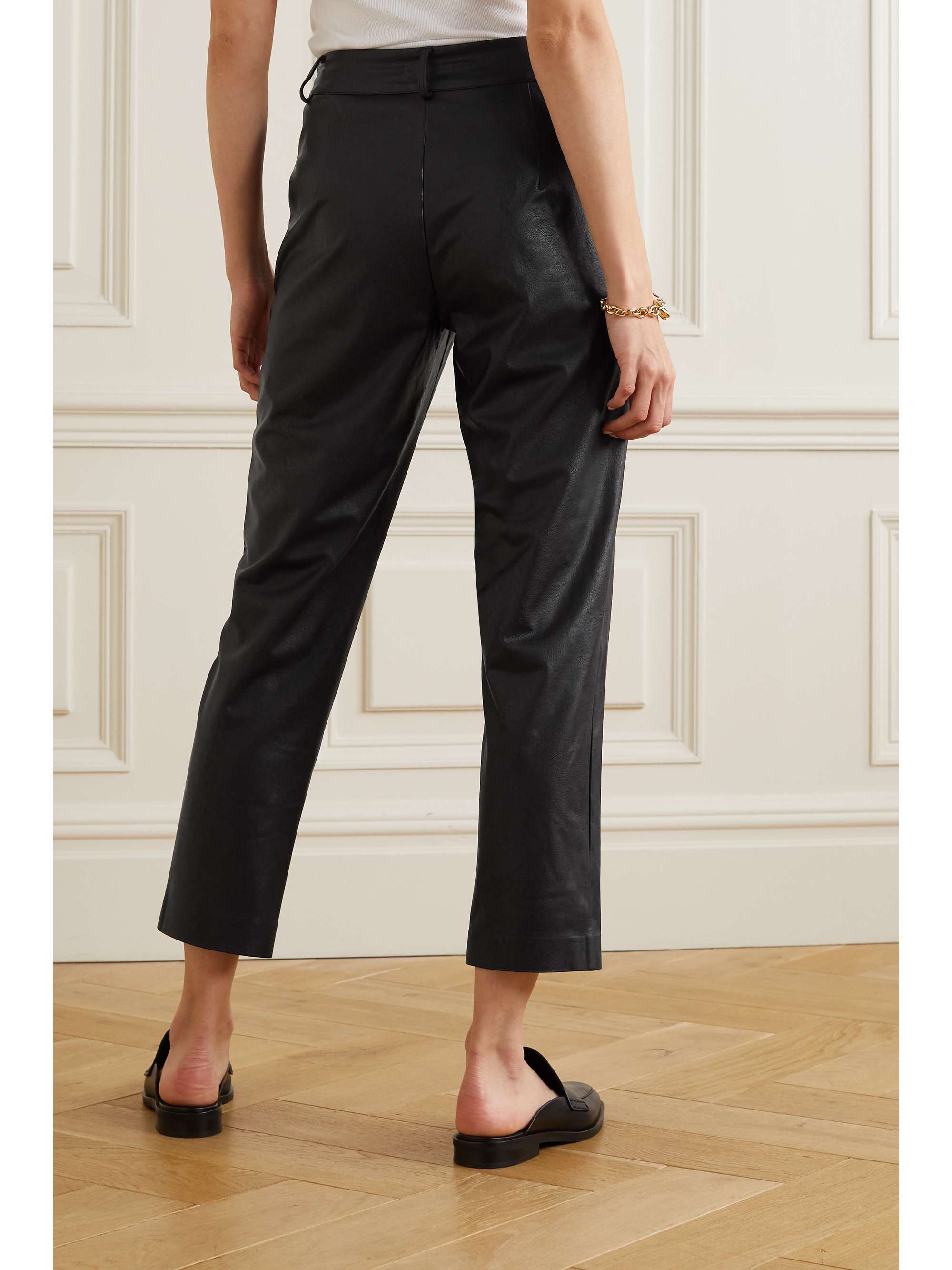COMMANDO Pantalon droit raccourci en cuir synthétique
