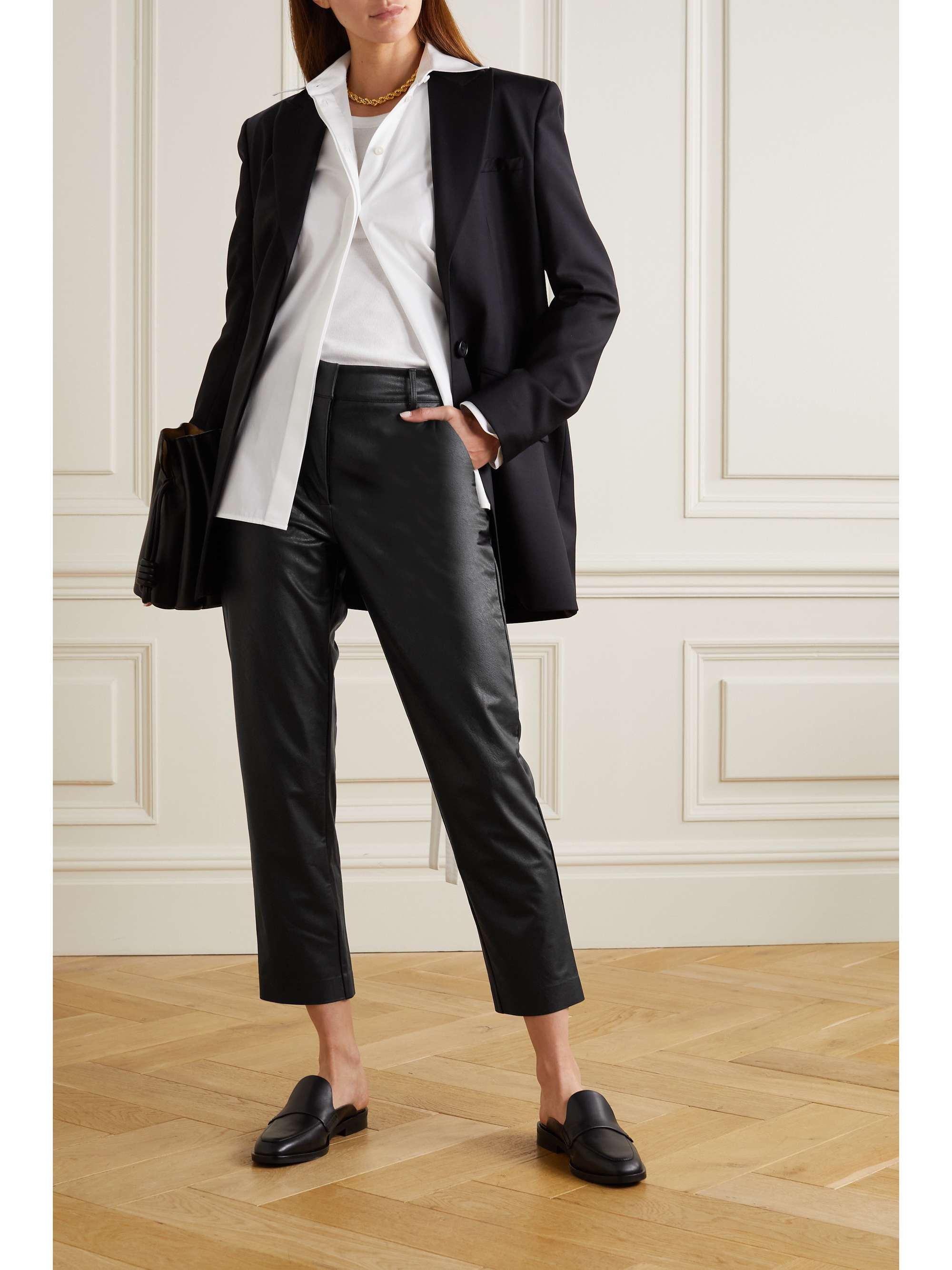 COMMANDO Pantalon droit raccourci en cuir synthétique