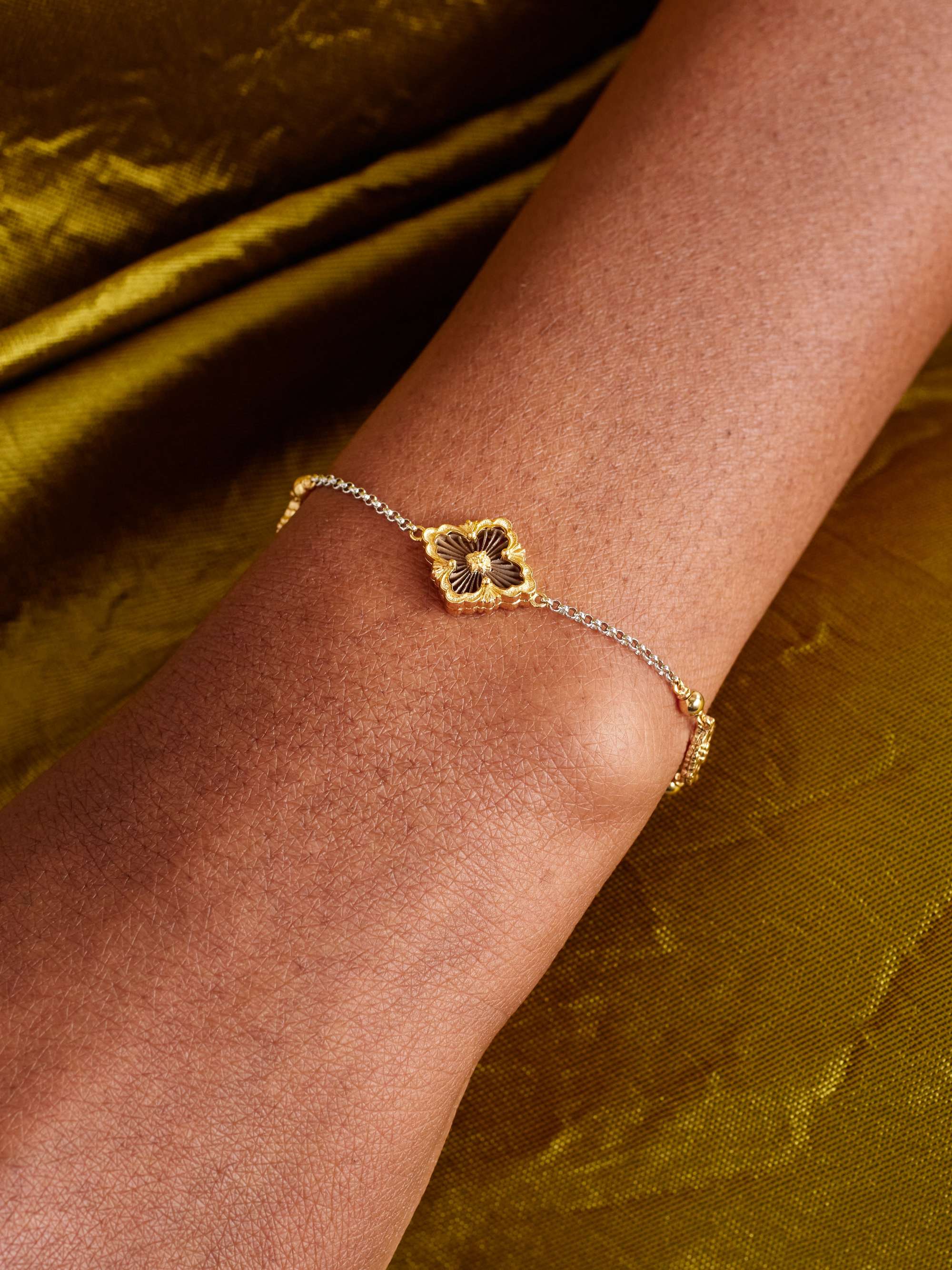 BUCCELLATI Opera Tulle 18-karat gold and enamel bracelet