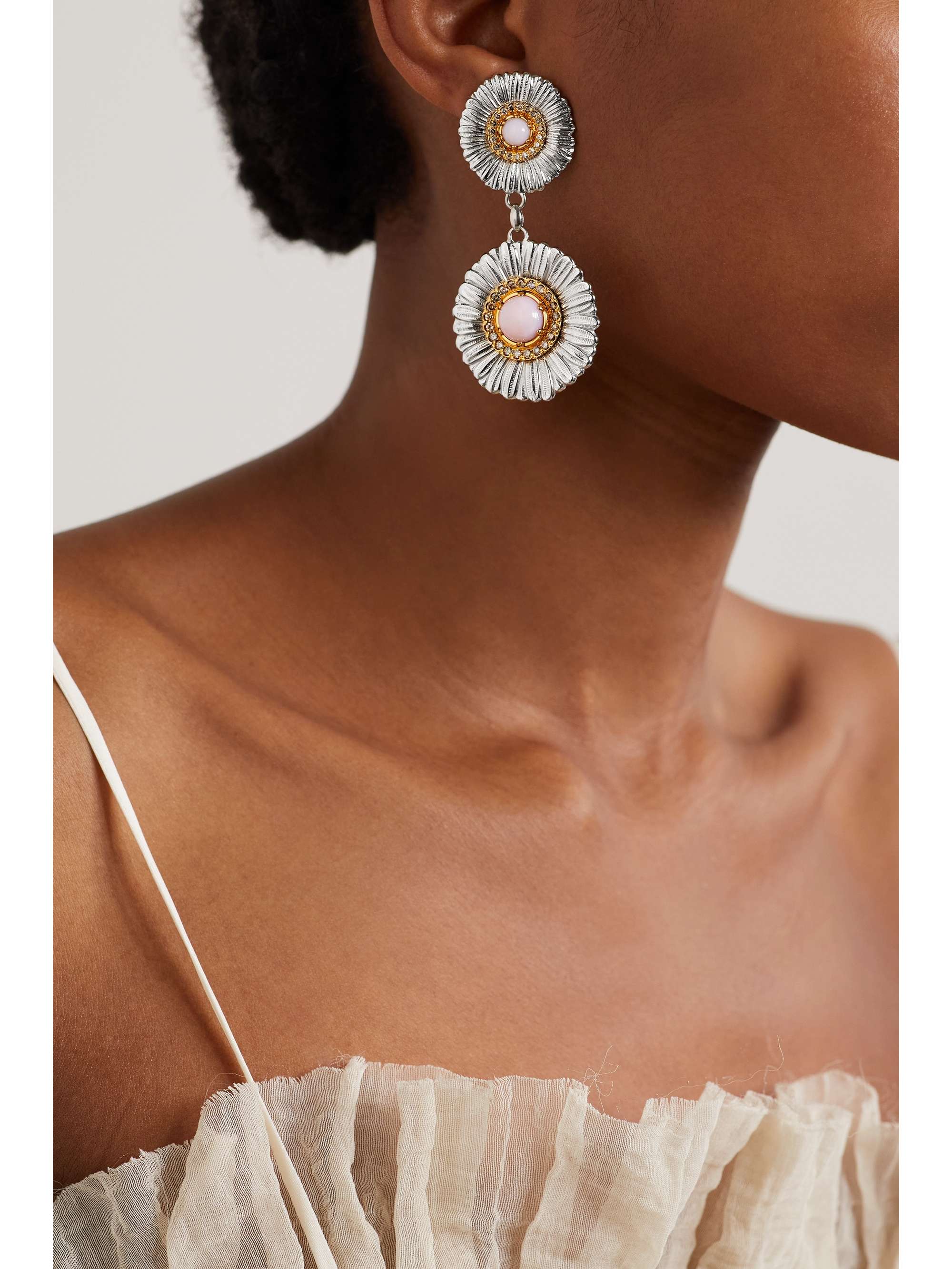 BUCCELLATI Blossoms Daisy sterling silver and gold vermeil BUCCELLATI Blossoms Daisy sterling silver and gold vermeil