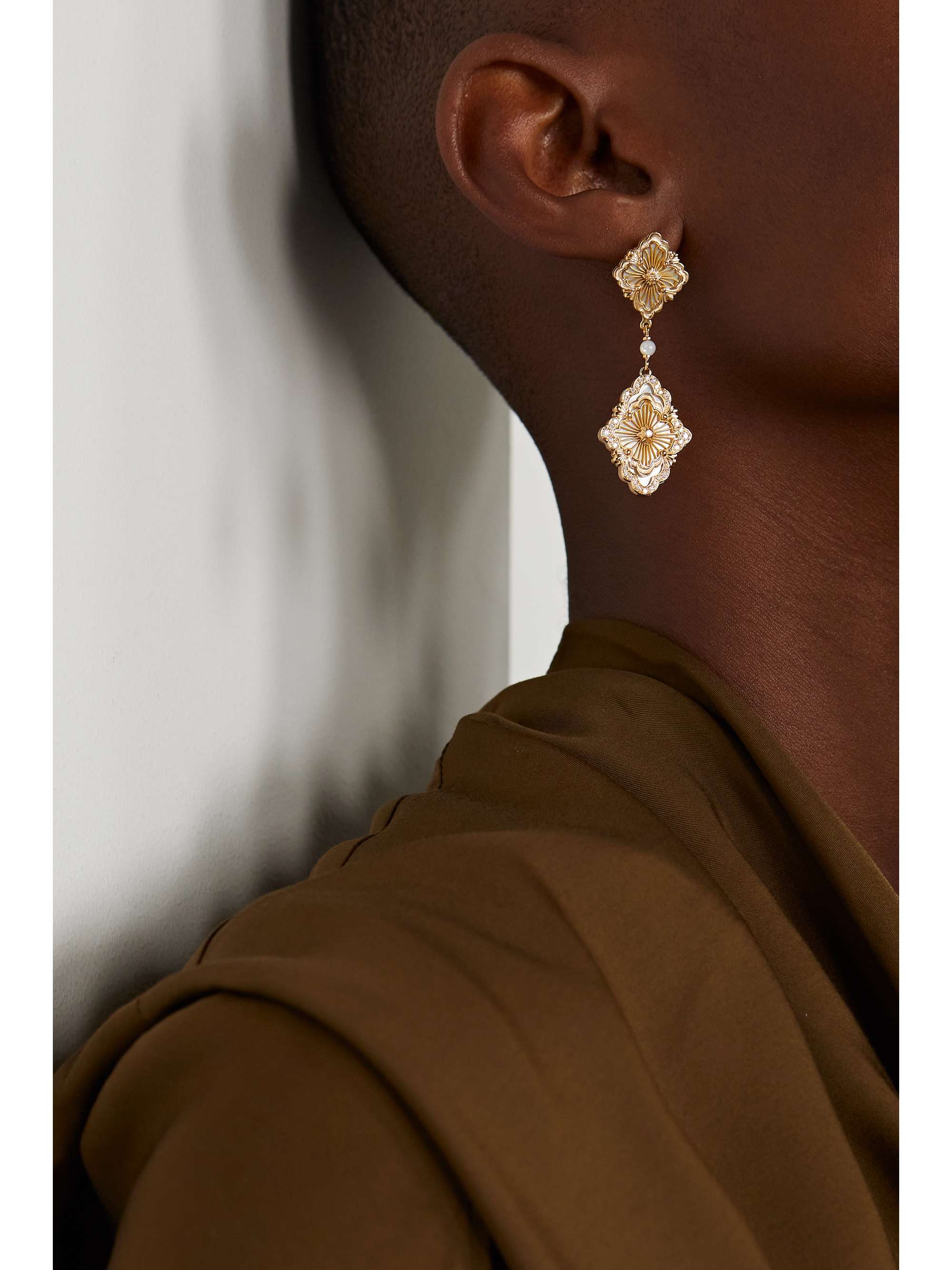 BUCCELLATI Opera Tulle 18-karat gold, enamel and diamond earrings