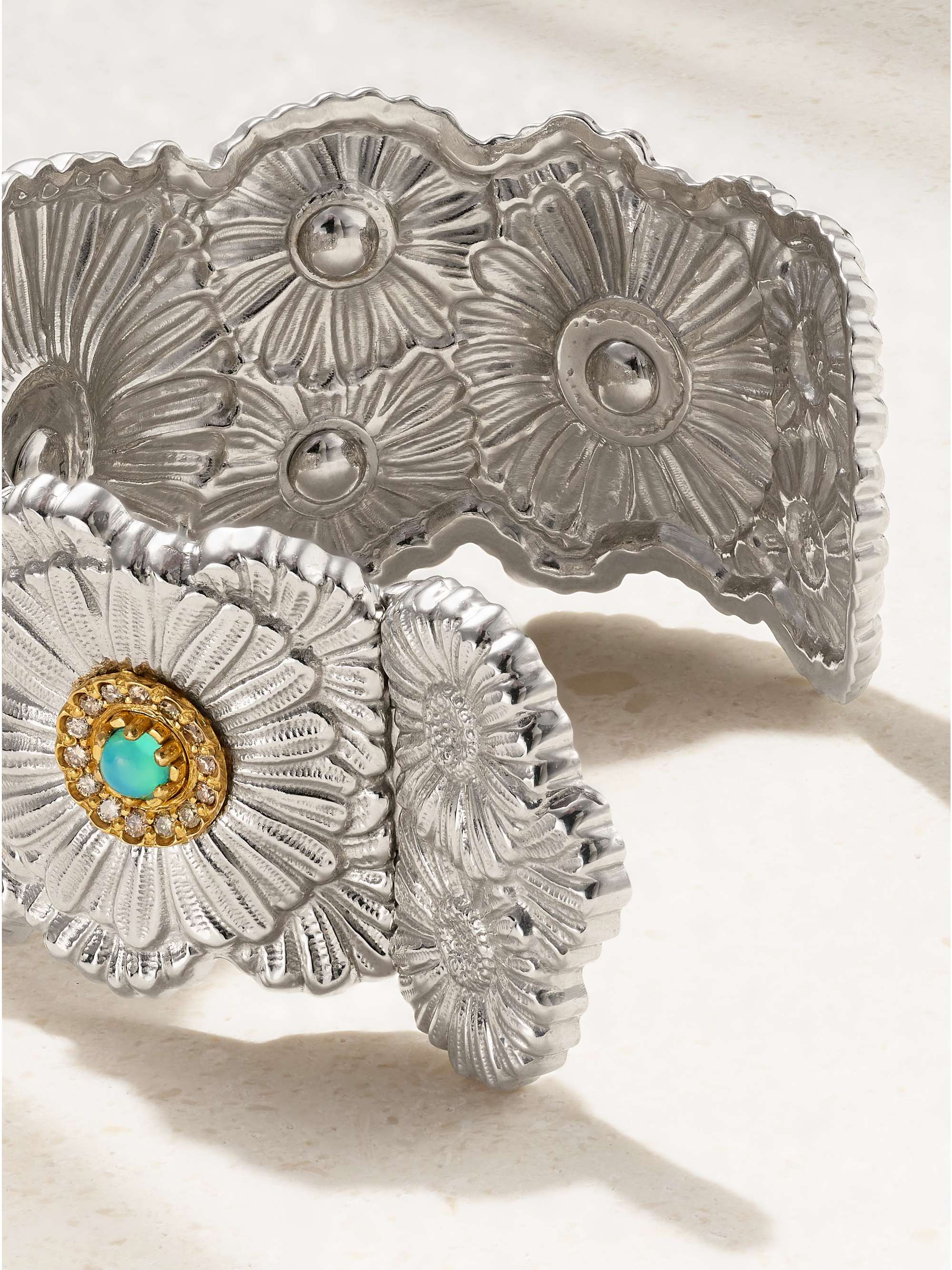BUCCELLATI Daisy Blossoms gold-plated, agate and diamond cuff
