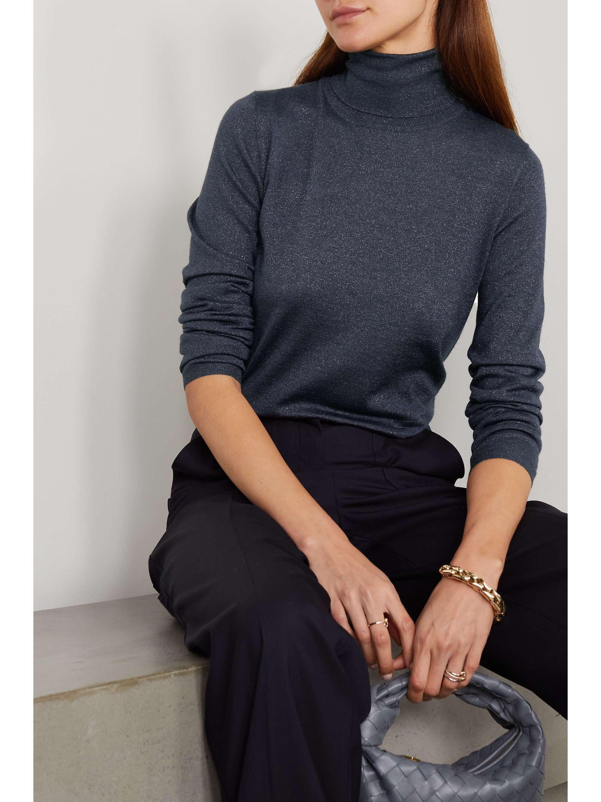 BRUNELLO CUCINELLI كنزة بياقة طويلة من مزيجٍ من الكشمير بلمعة معدنية