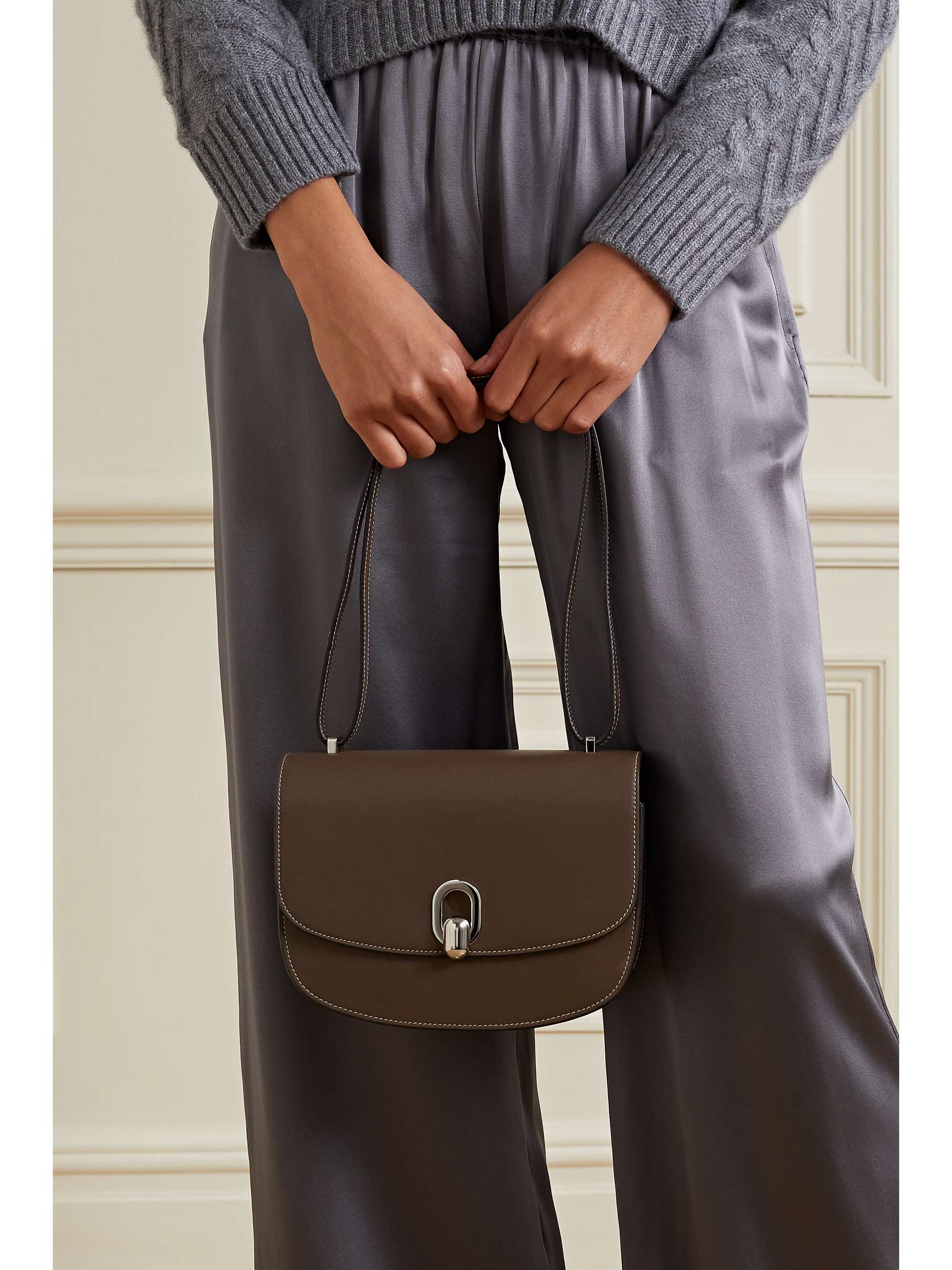 SAVETTE Tondo 22 leather shoulder bag