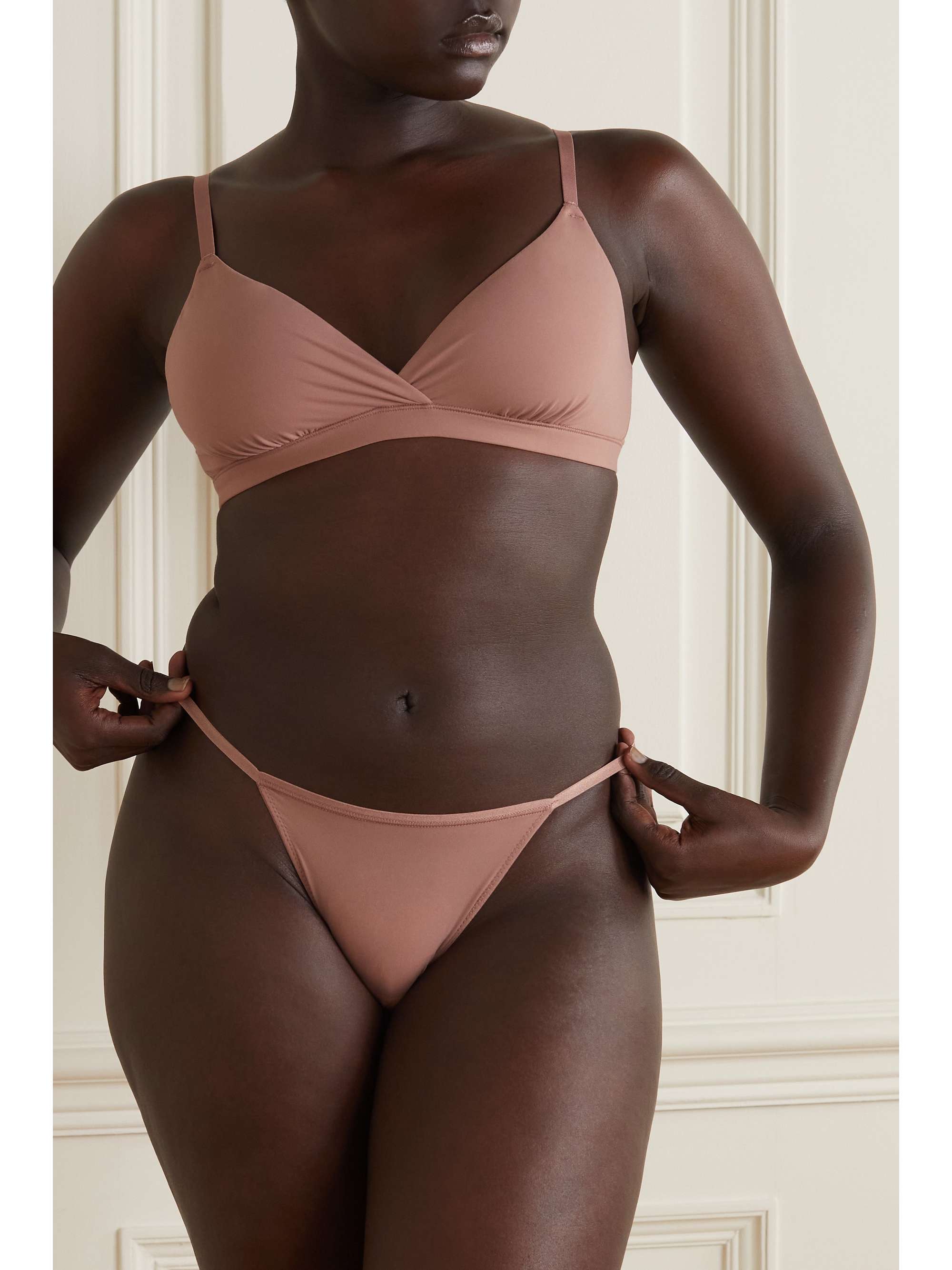SKIMS Fits Everybody Cheeky String briefs - Rose Clay