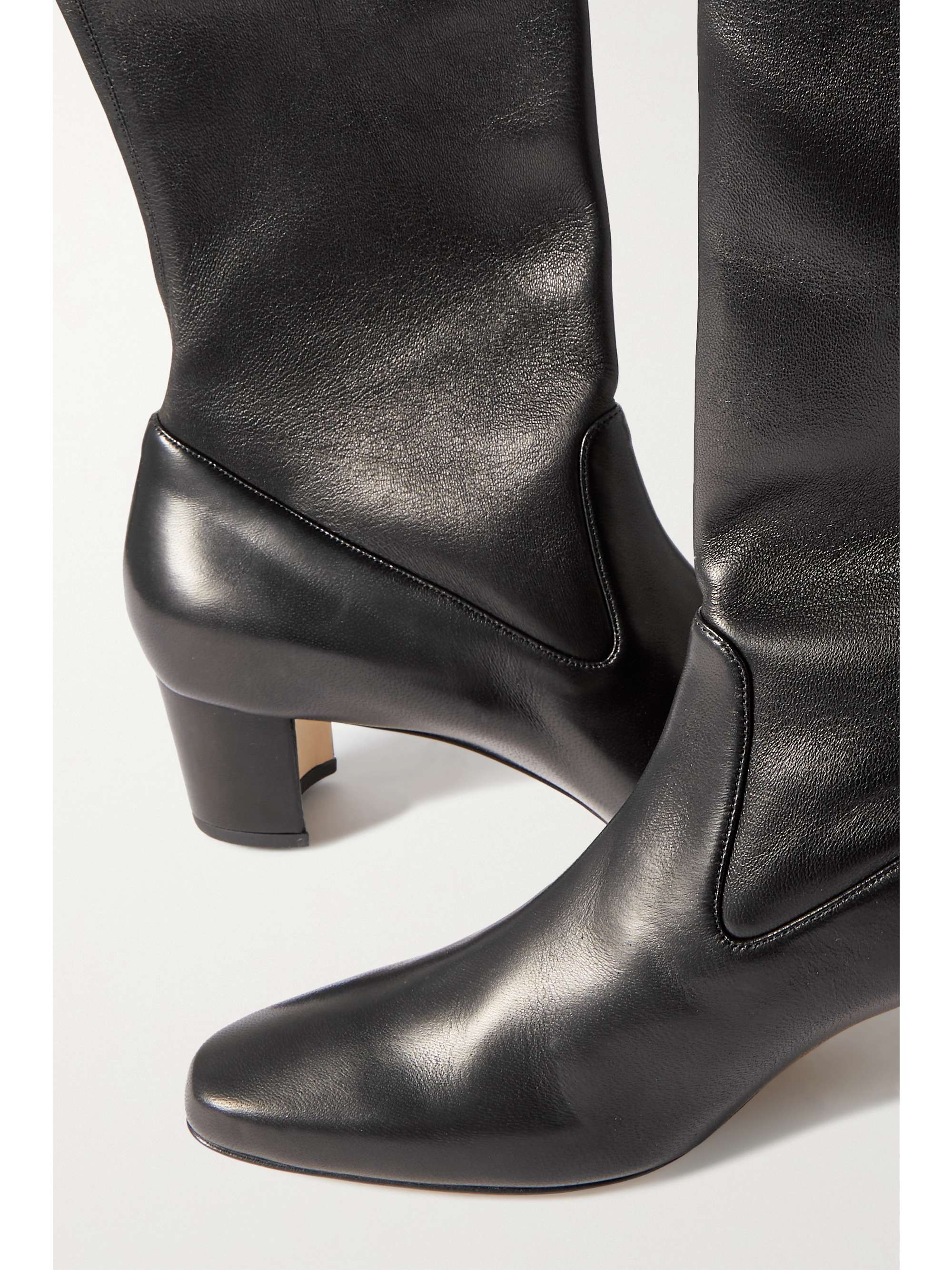 MANOLO BLAHNIK Giovannanu 50 Overknees aus Leder