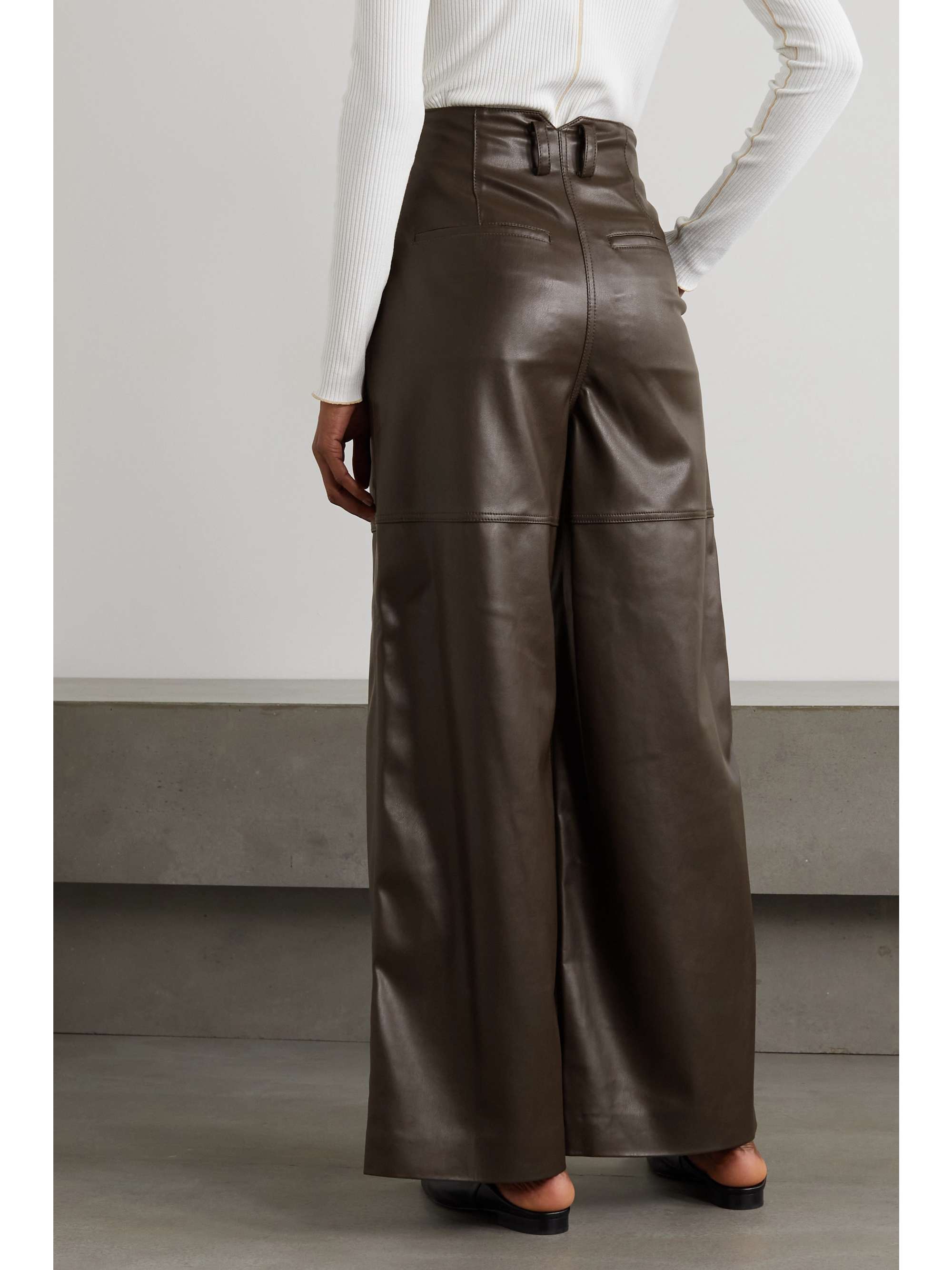 LVIR Pleated faux leather wide-leg pants