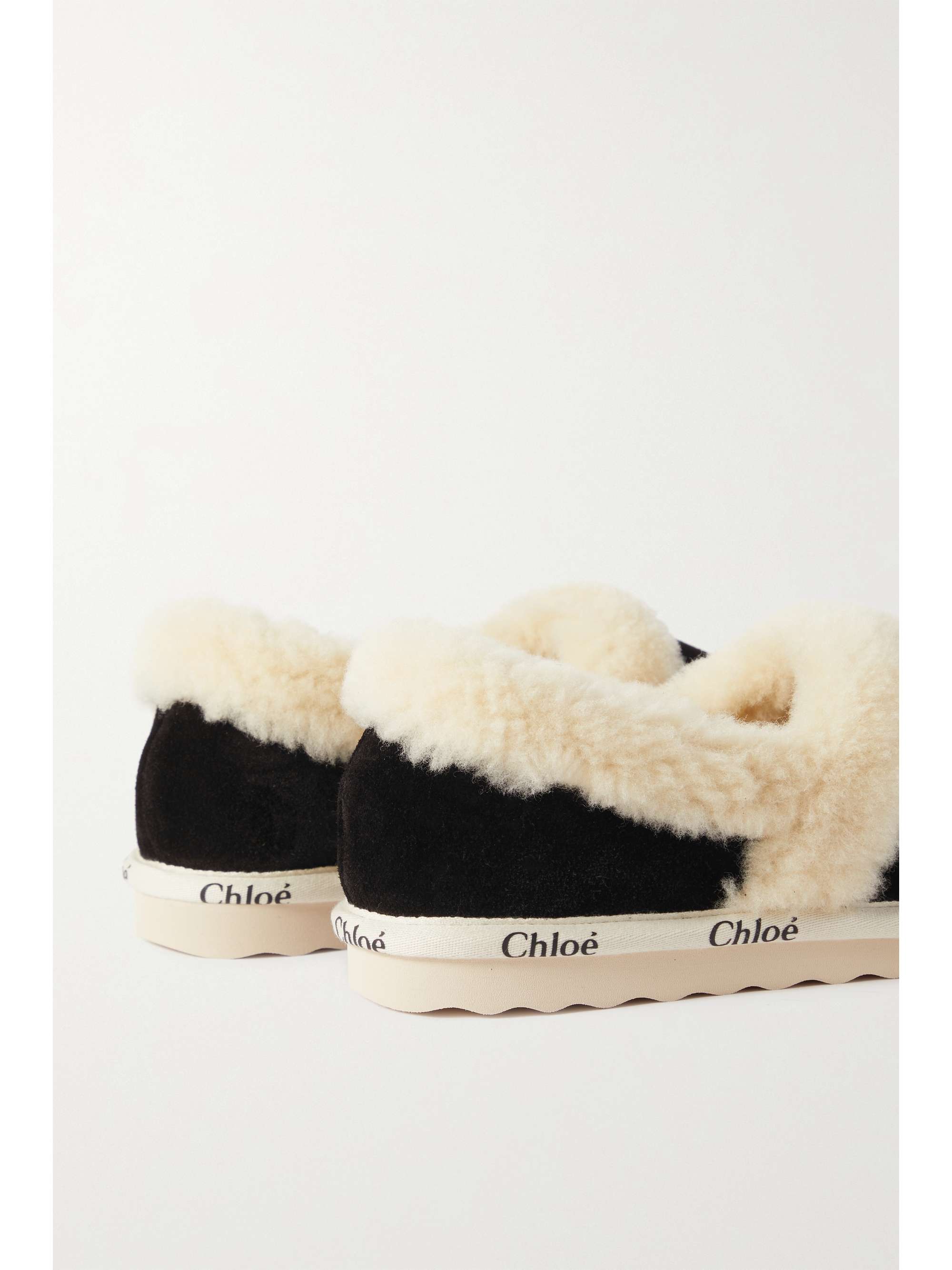CHLOÉ Woody logo-detailed shearling-lined suede slippers