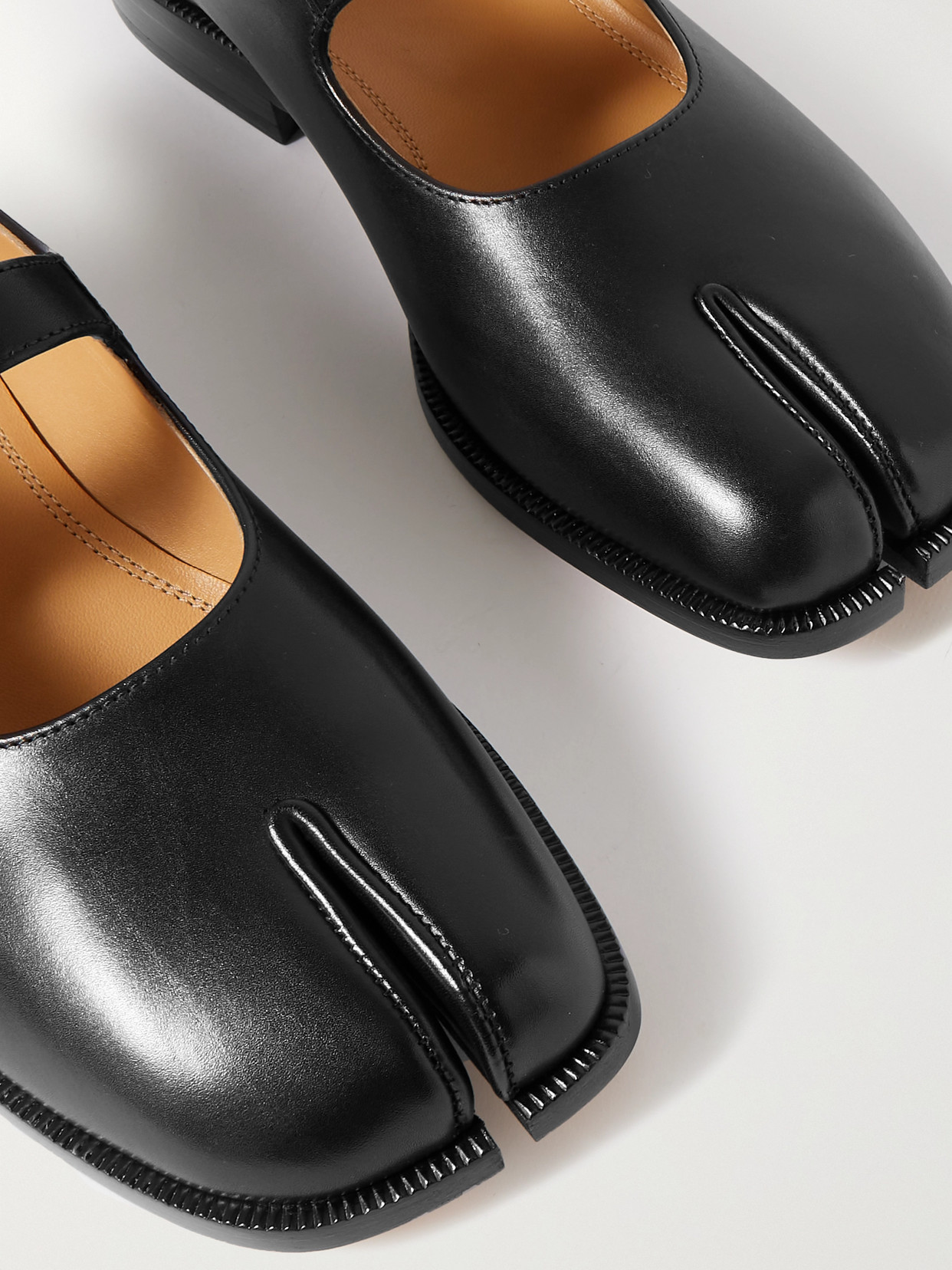 Maison Margiela Mary Jane Mini Heel Shoes With Buckle Strap In Black