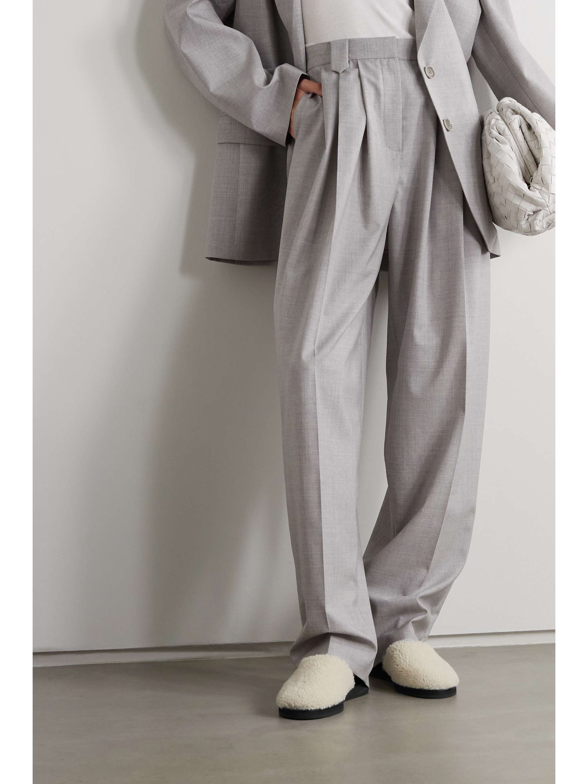 MAGDA BUTRYM Shearling slippers