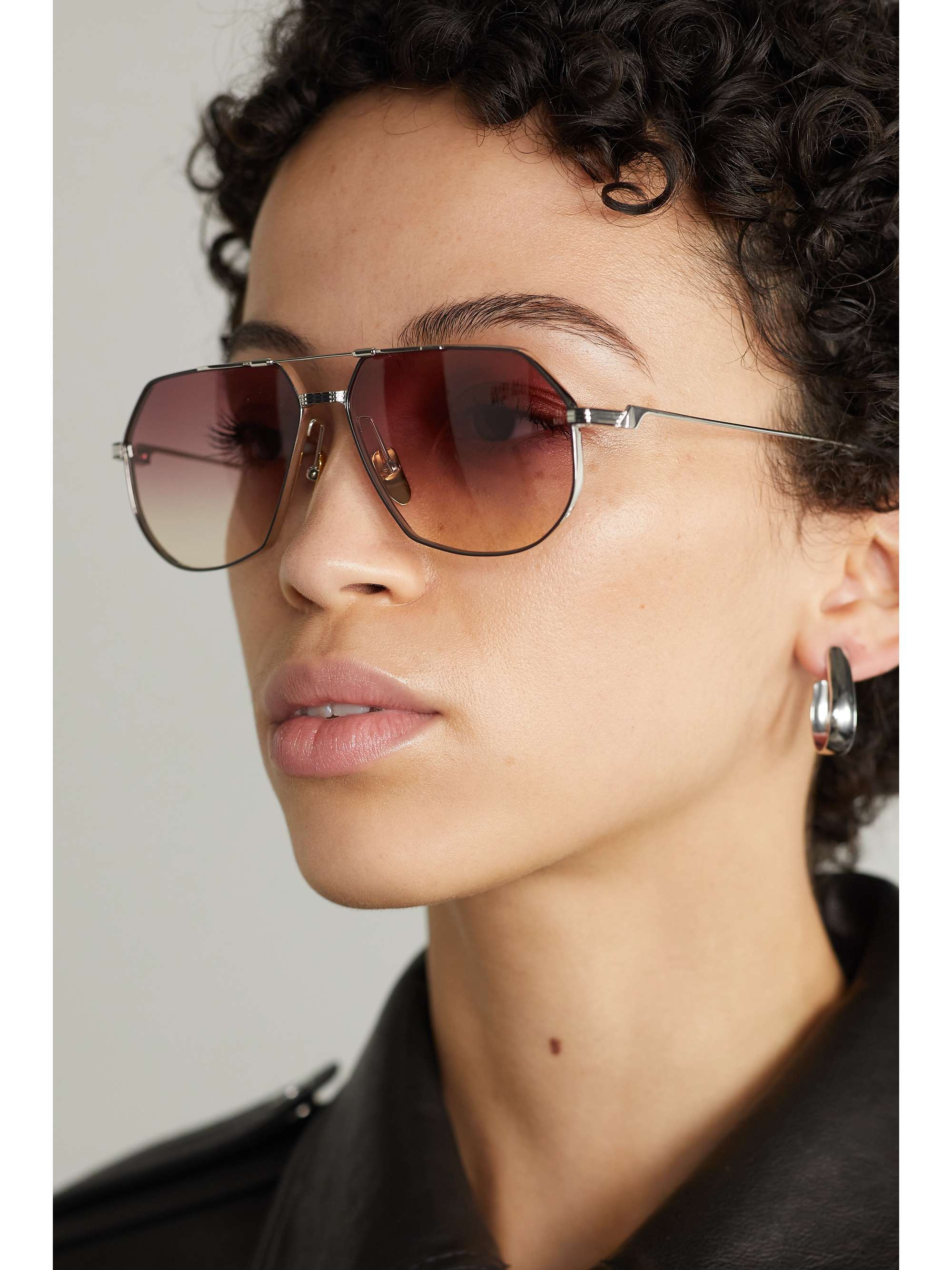 JACQUES MARIE MAGE Lunettes de soleil aviateur en métal argenté et doré Reynold