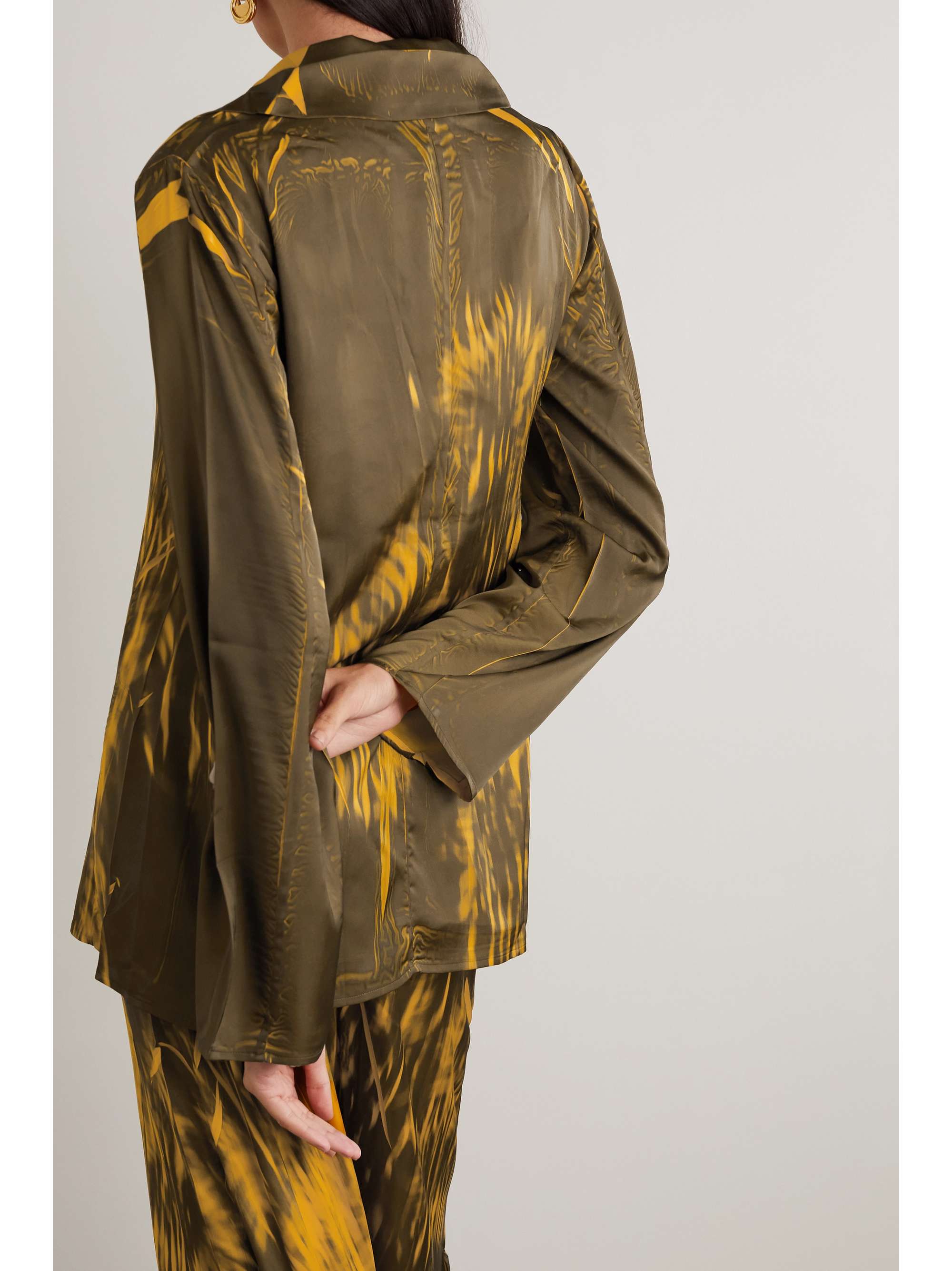IOANNES Irene printed satin shirt