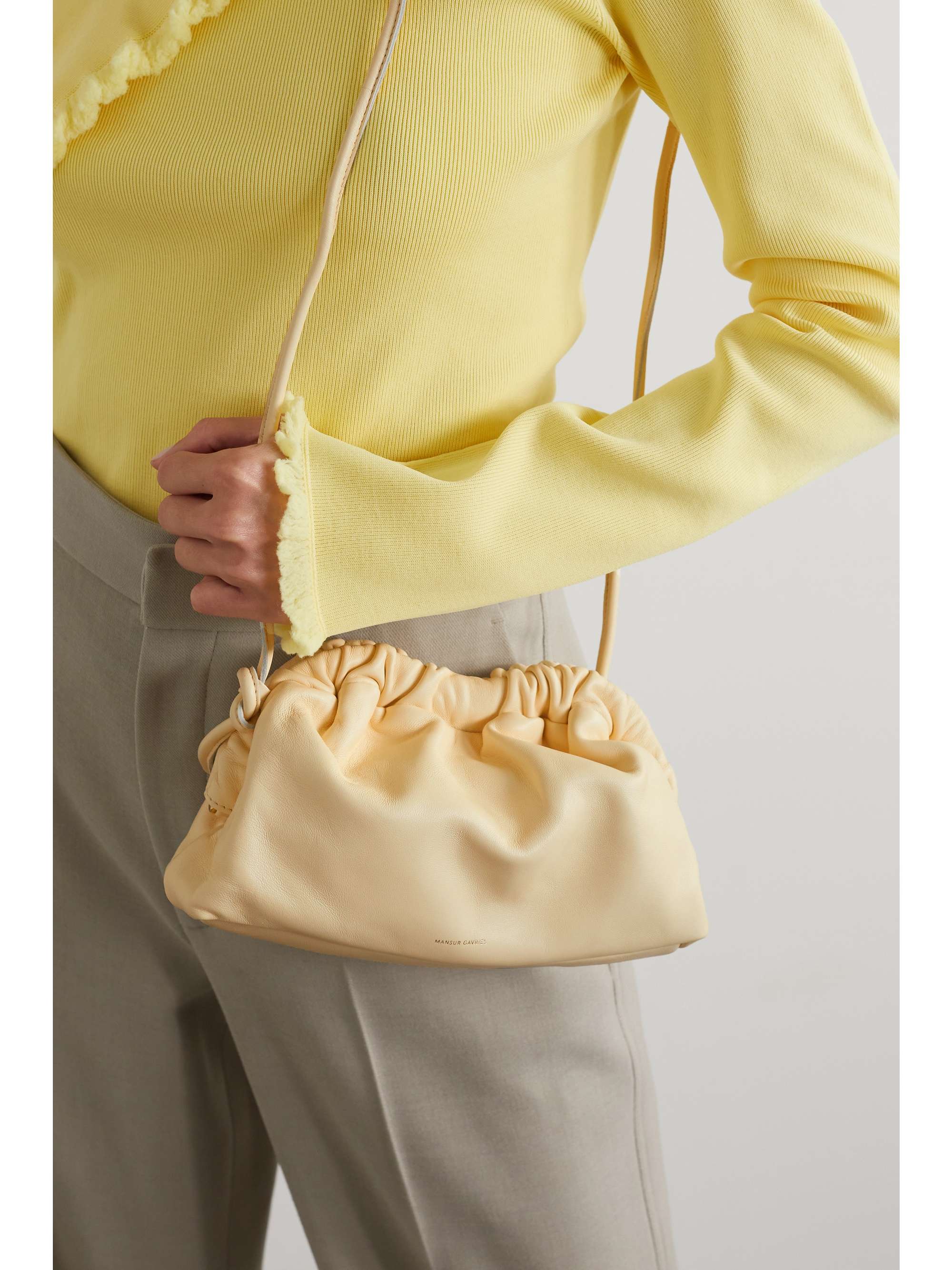 MANSUR GAVRIEL Pochette en cuir à fronces Cloud Mini