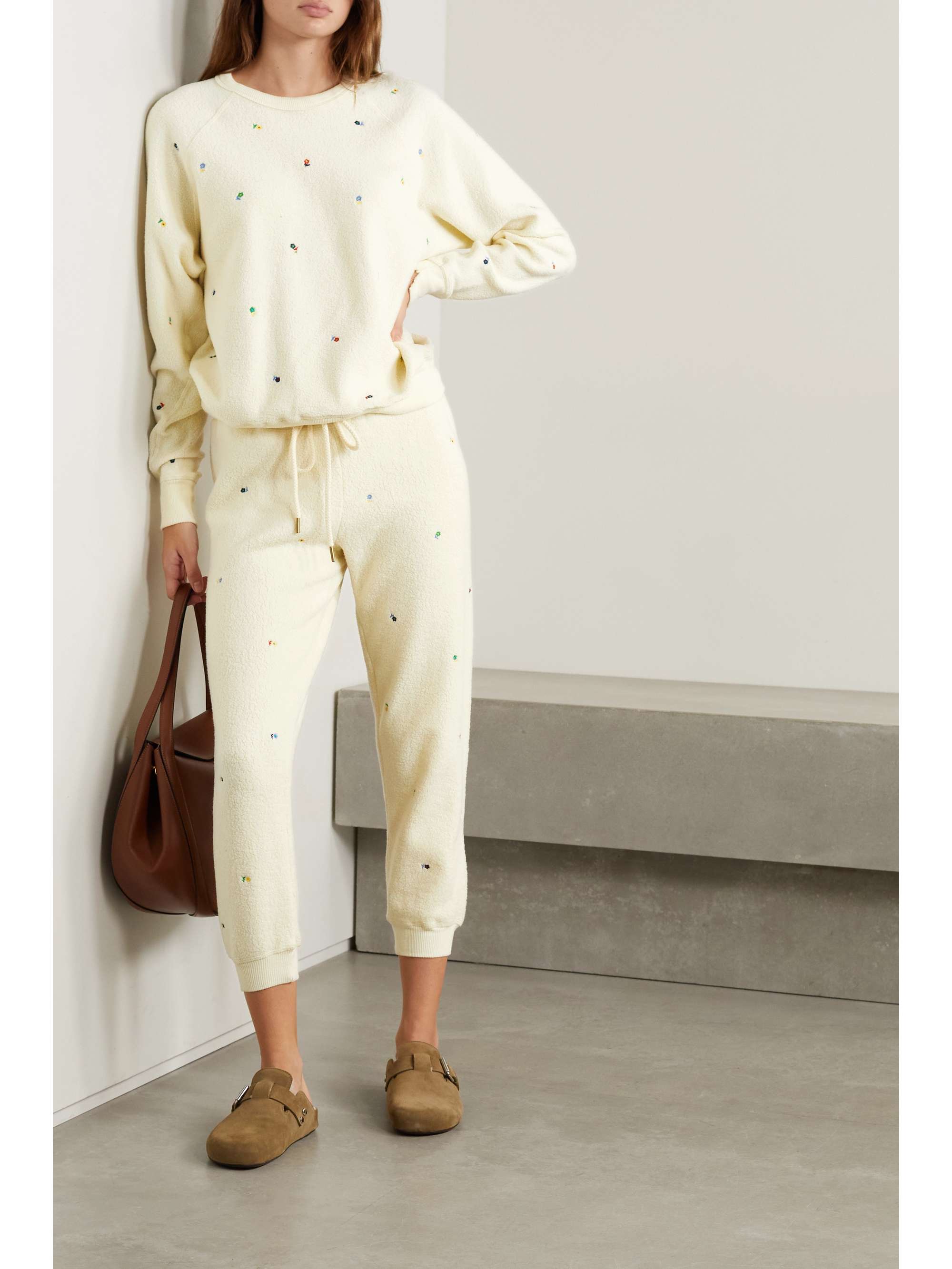 White The Sherpa Cropped embroidered 