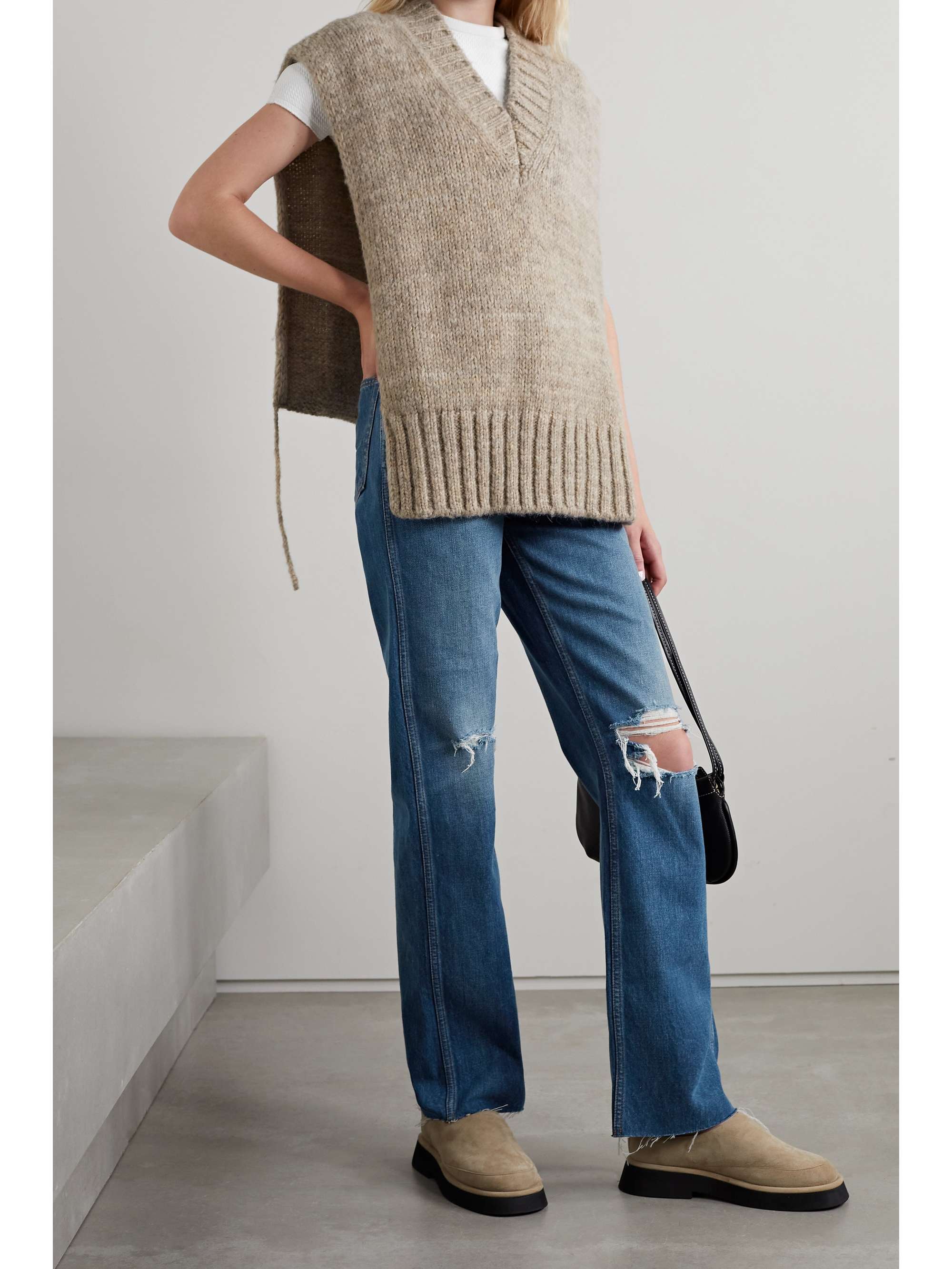 Loose distressed straight-leg jeans 