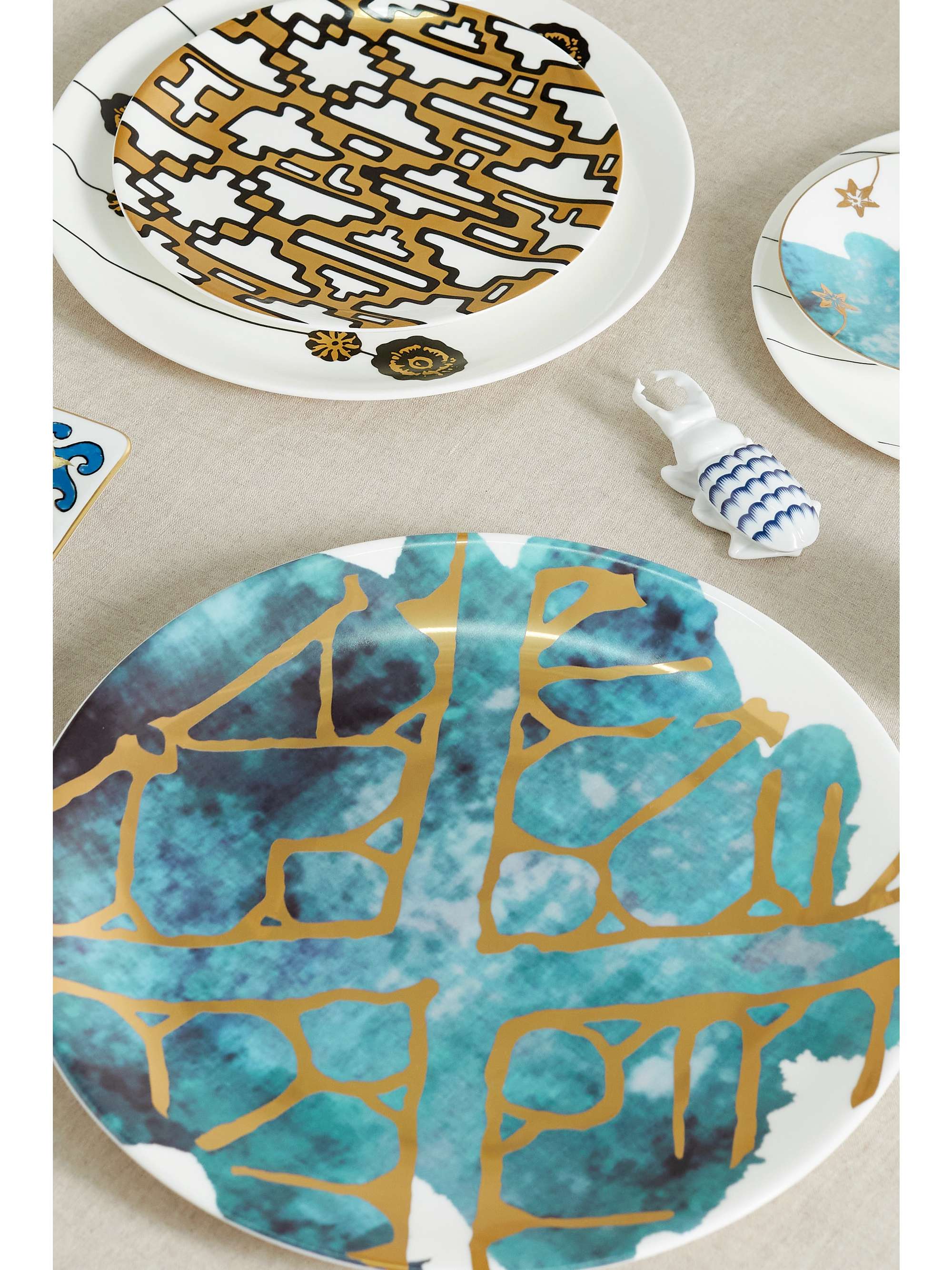 NIMEROLOGY I Left My Heart in Mexico 31cm gold-plated bone china charger plate