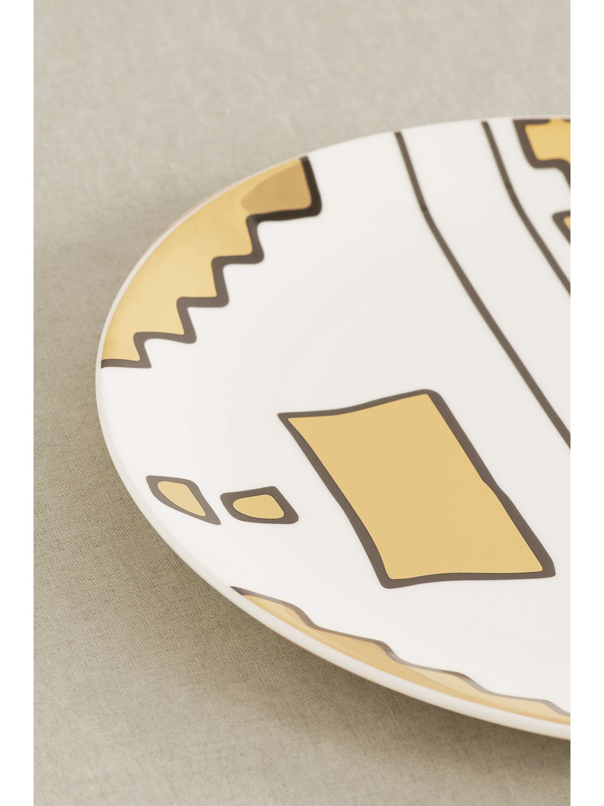 NIMEROLOGY Here Comes the Sun 27cm gold-plated bone china dinner plate