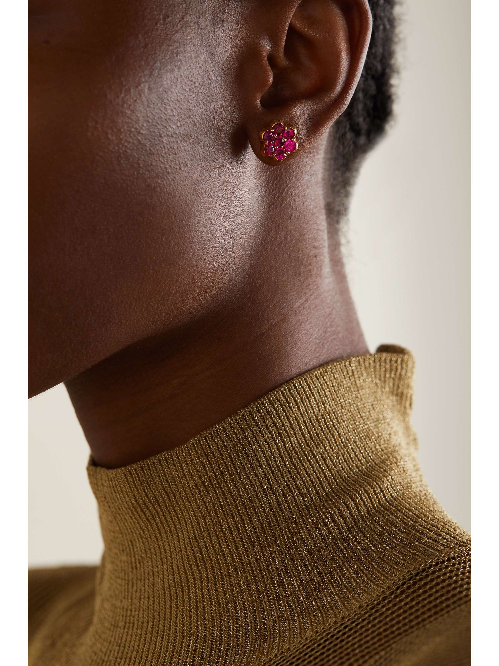 BAYCO 18-karat gold ruby earrings