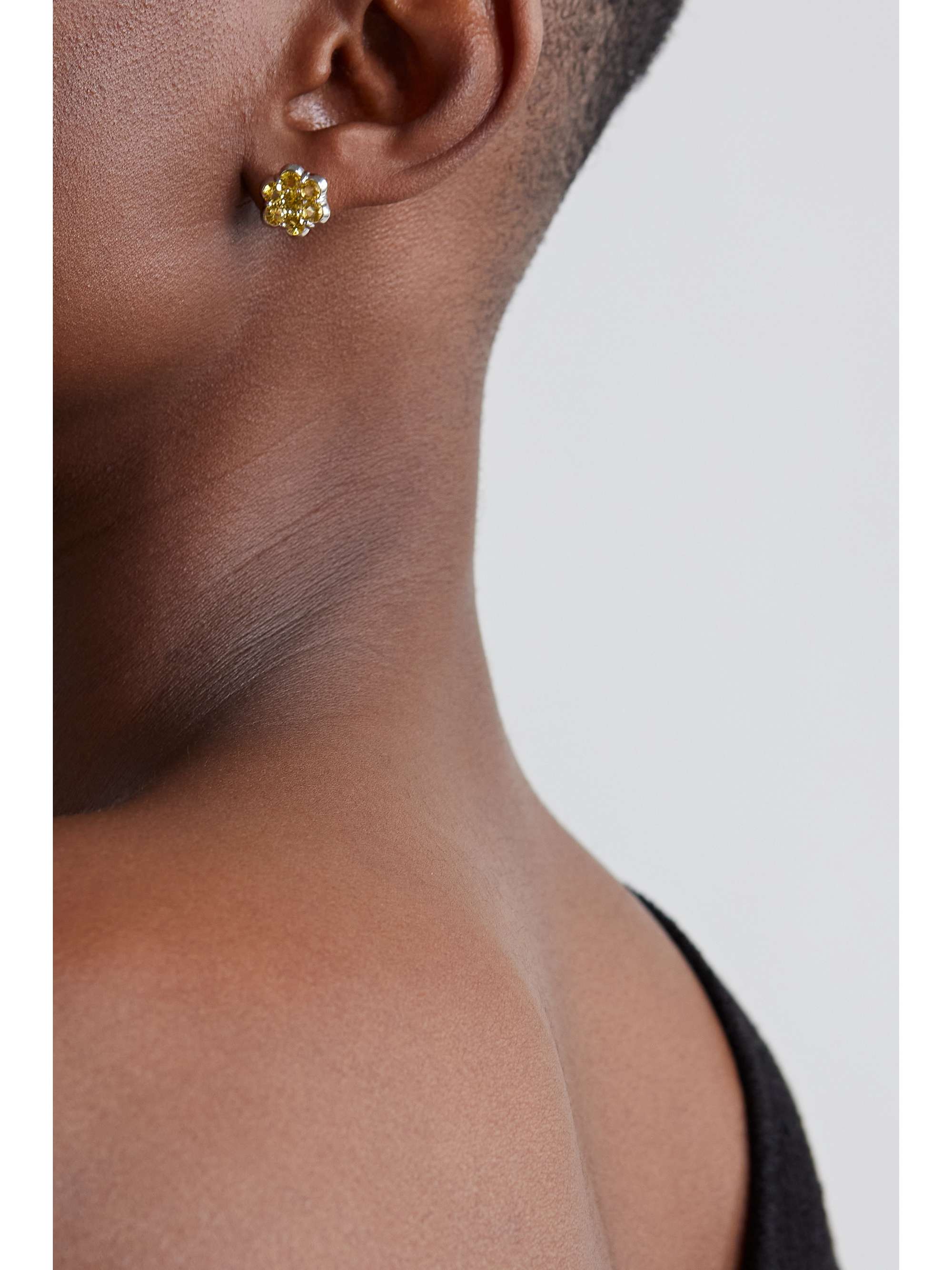 BAYCO Platinum sapphire earrings