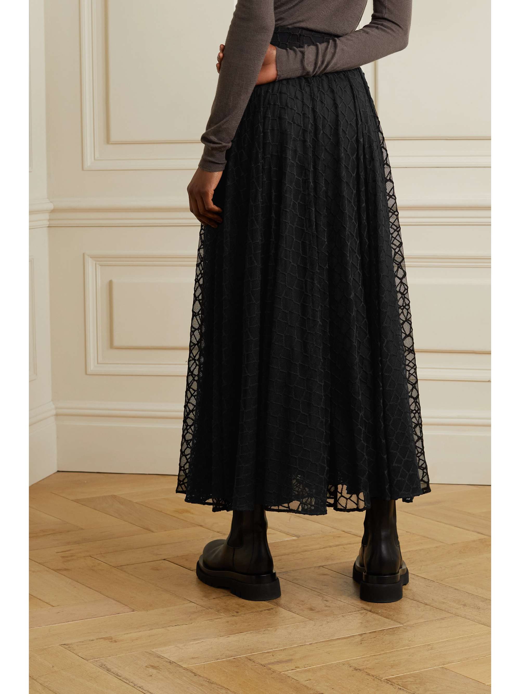 AKRIS Embroidered tulle midi skirt