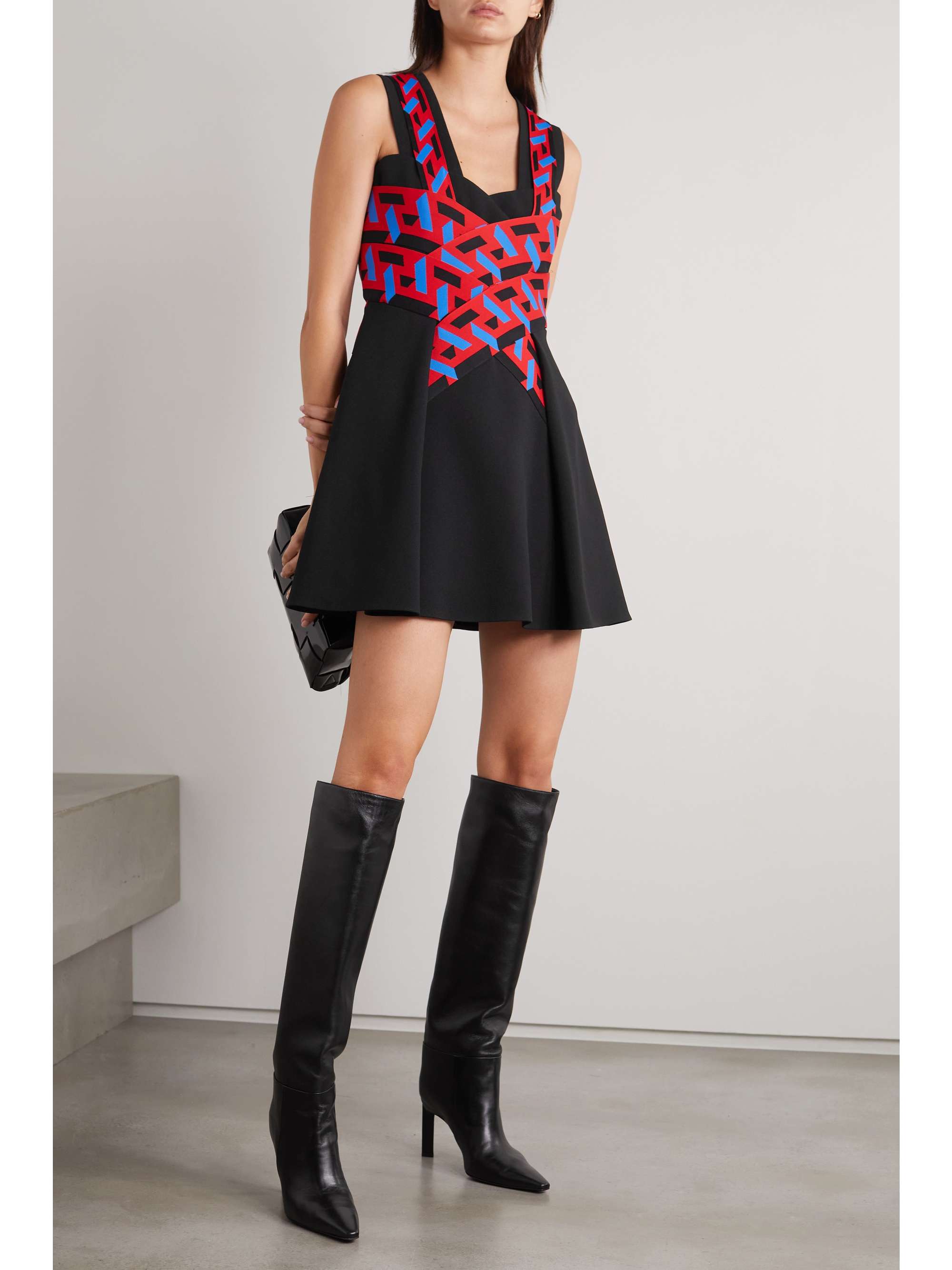 Black Pleated wrap-effect crepe and 