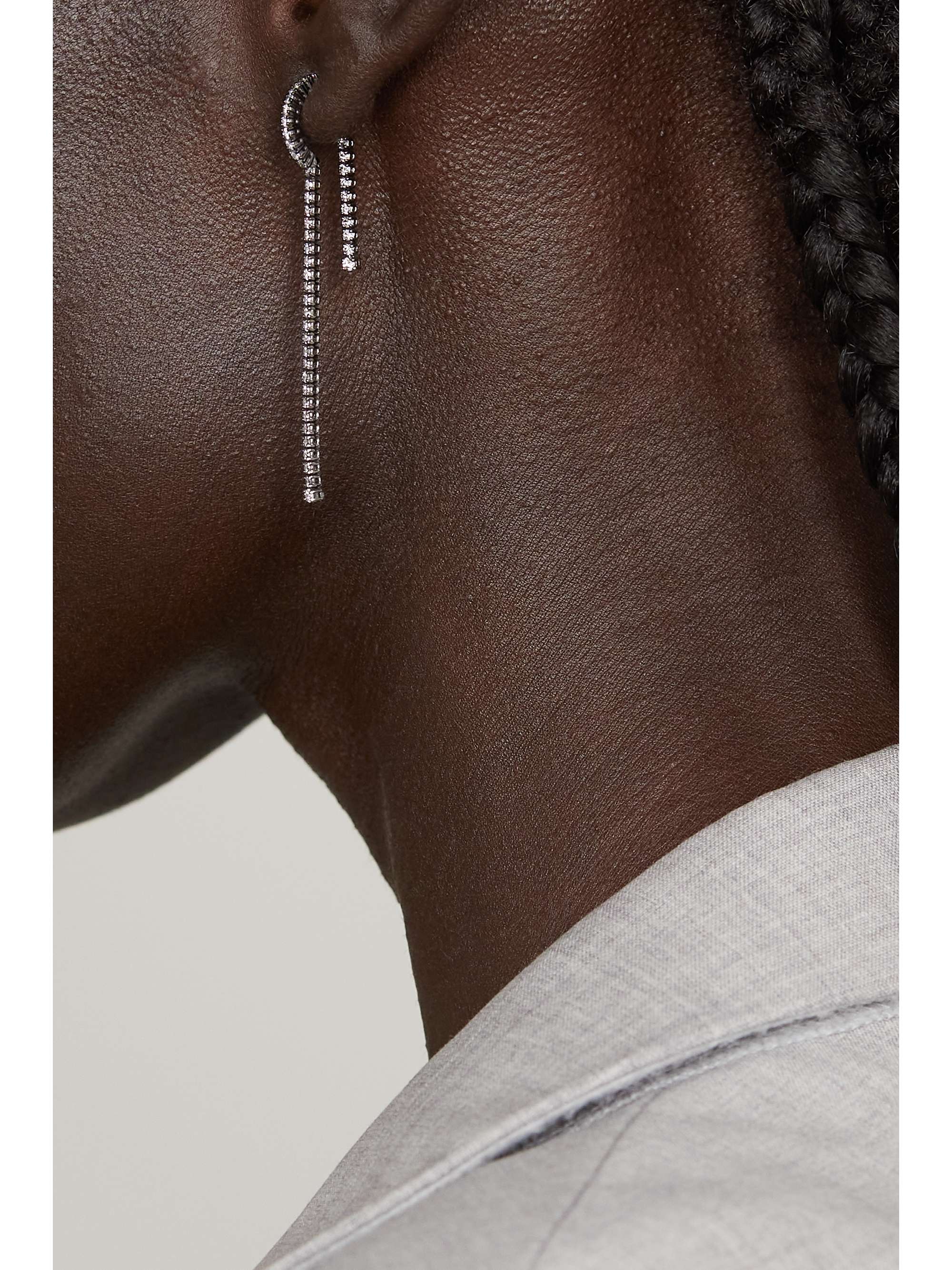 DELFINA DELETTREZ 18-karat blackened gold diamond single earring