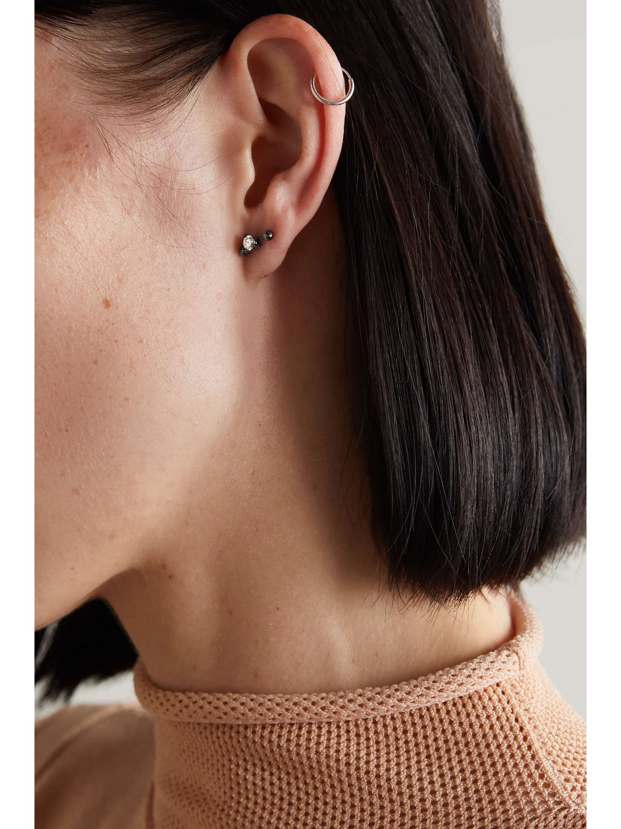 DELFINA DELETTREZ 18-karat blackened gold diamond single earring