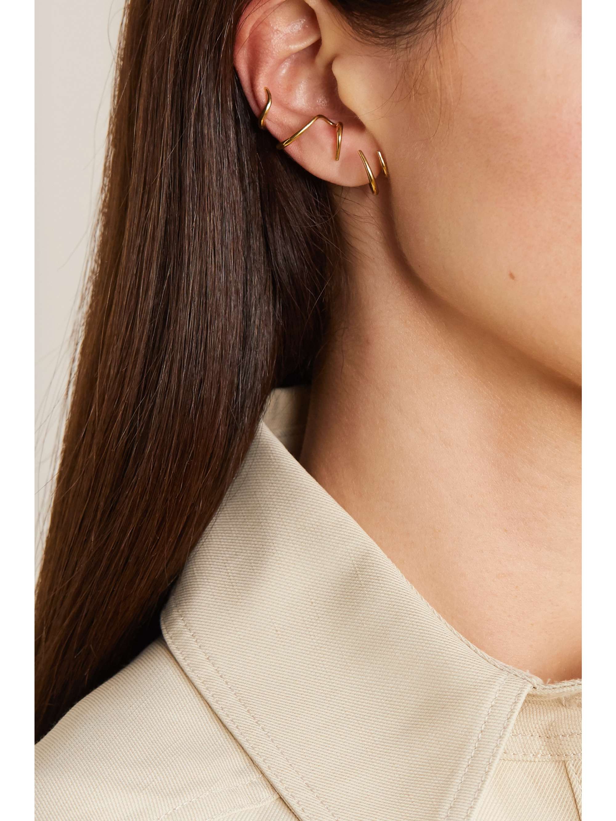 SARAH & SEBASTIAN Stinger gold vermeil ear cuff